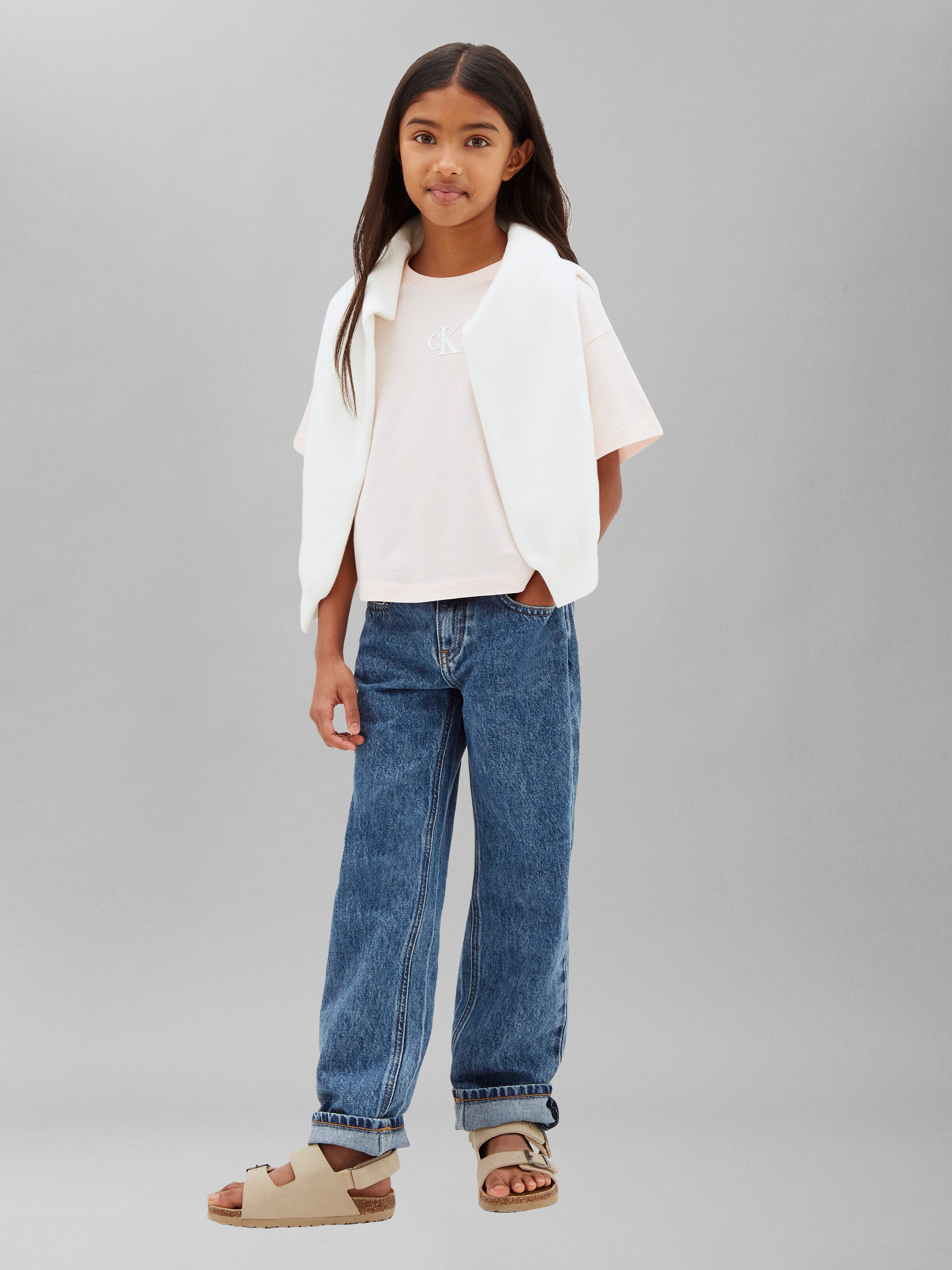 Calvin Klein Jeans T-Shirt Rundhalsausschnitt, bequeme Passform, reine Baumwolle – Bild 4 von 5