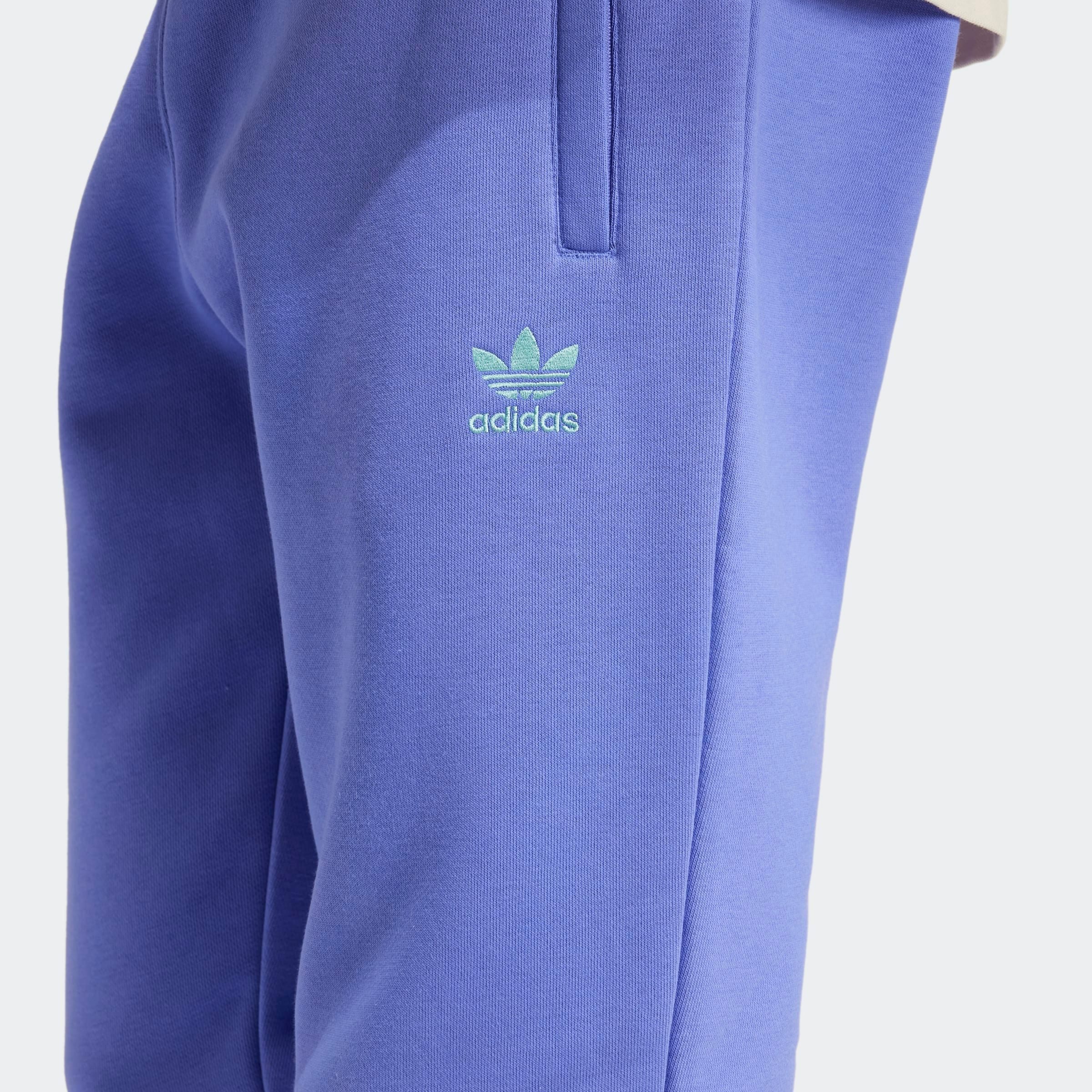adidas Originals Sporthose TREFOIL ESSENTIALS schmale Passform, mit flauschiger Innenseite, mit Rippbündchen