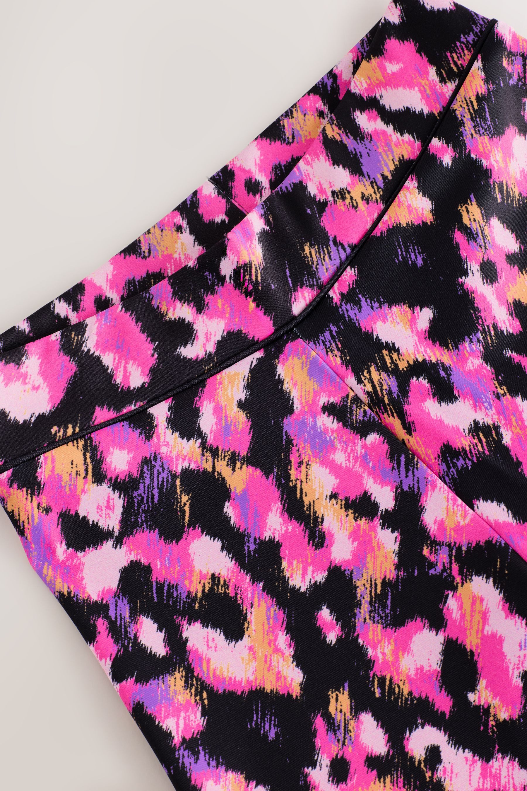Next Leggings Sportliche Leggings (1-tlg) – Bild 4 von 5