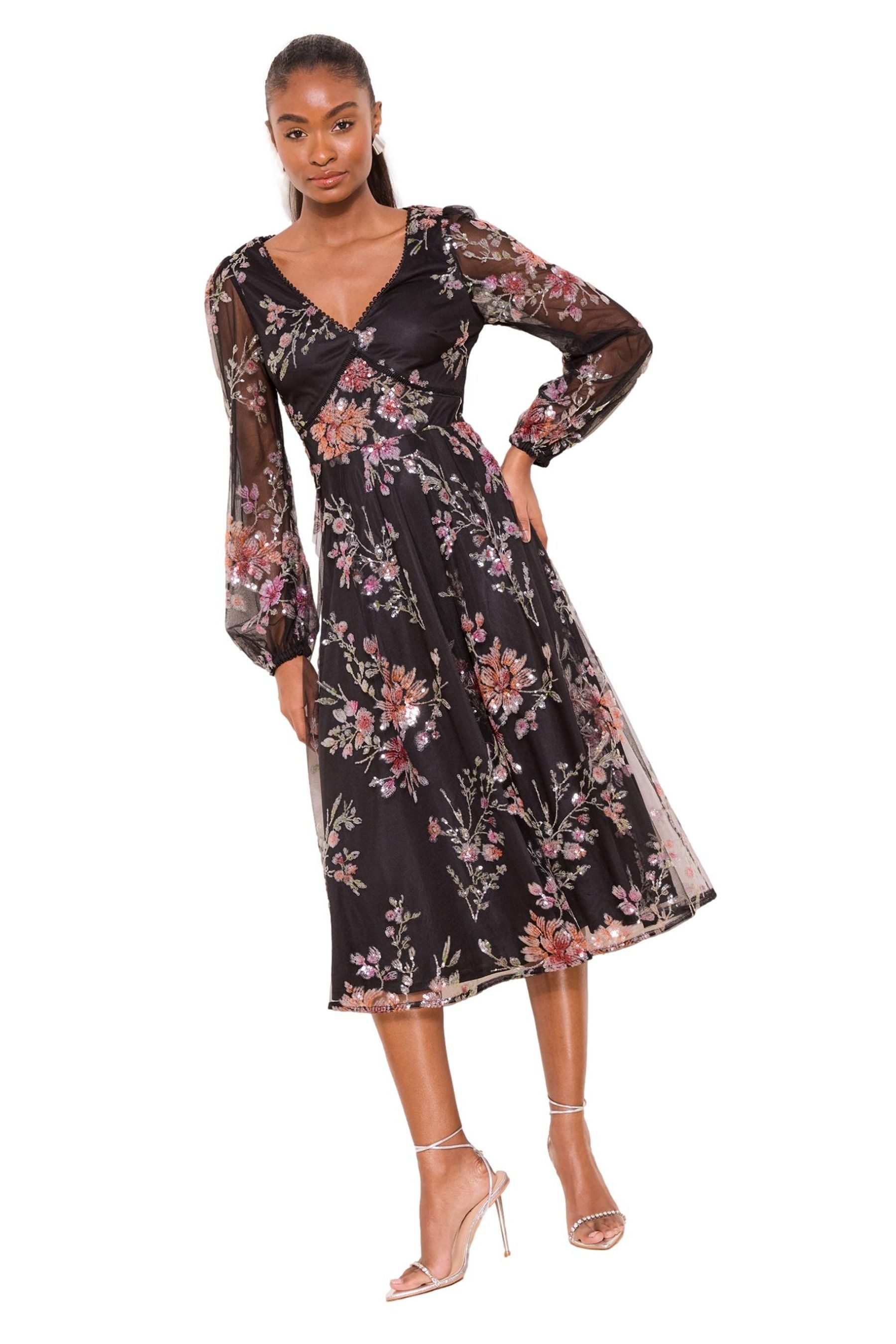 LIPSY Midikleid Lipsy Premium Maxikleid mit Meshärmeln und Print (1-tlg)