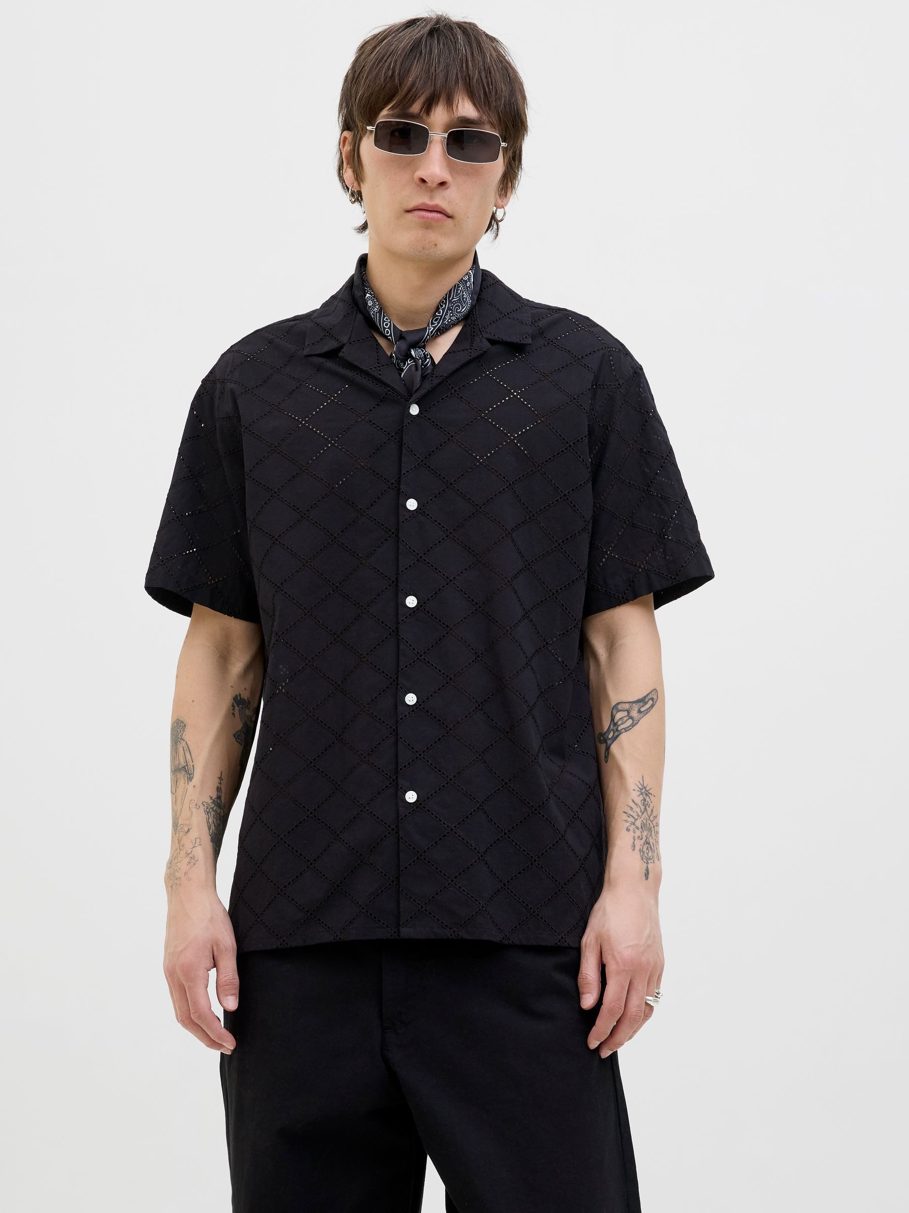 Jack & Jones Kurzarmhemd Modisches kurzärmeliges Design mit Lochmuster JORS günstig online kaufen