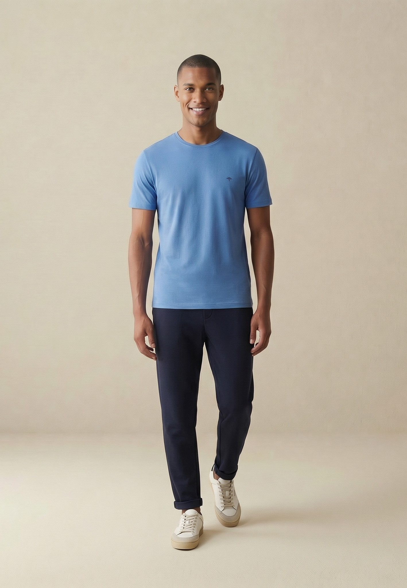 FYNCH-HATTON T-Shirt Sommershirt in unifarben, mit Logostickerei