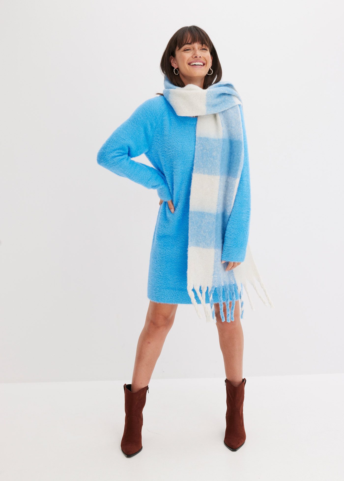 bonprix Strickkleid für den Alltag, aus Polyamid, Viskose und Polyester, casual Stil