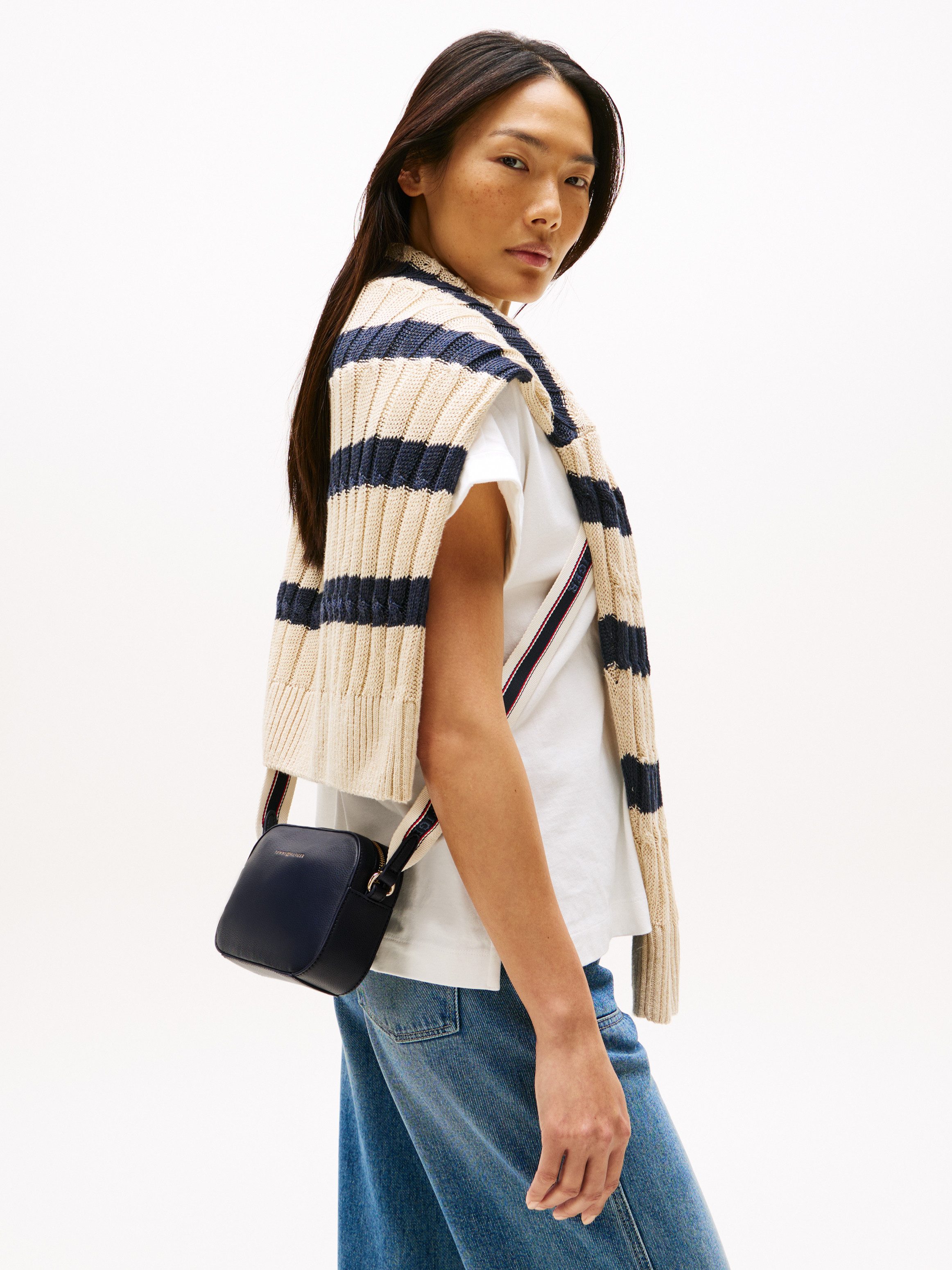 Tommy Hilfiger Umhängetasche TH LOGOTAPE CAMERA BAG, Damen Schultertasche, günstig online kaufen