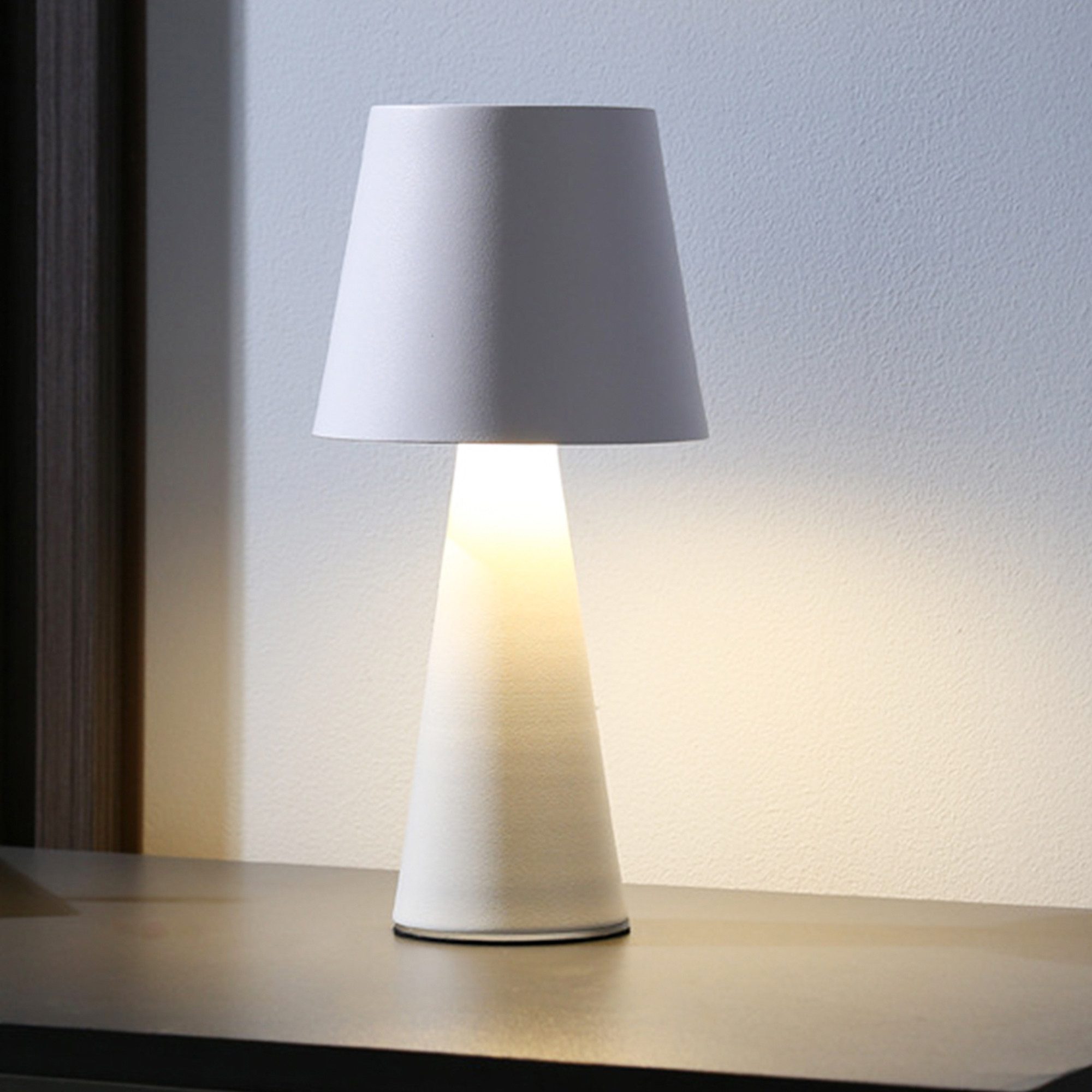 LED Nachttischlampe LED Akku Tischleuchte Dimmbare,Kabellose Tischlampe