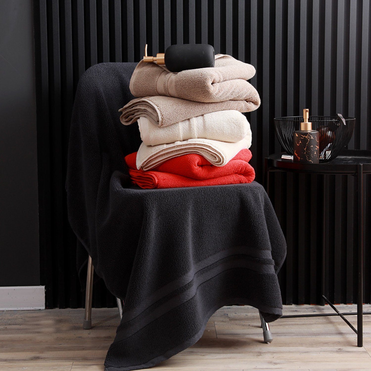 Badetuch Duschtuch, gewebtem HOMEIDEAS (1-St), Einfarbiges Design mit Khaki