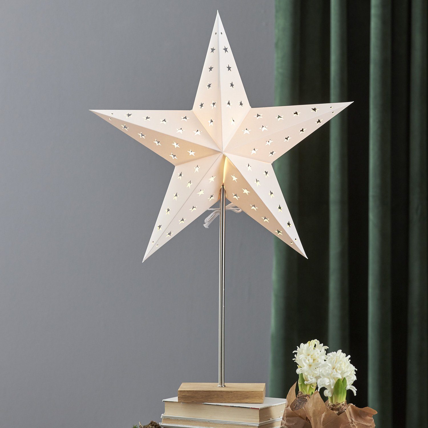 STAR TRADING LED Stern Papierstern Weihnachtsstern stehend 5-zackig 65cm E14 mit Kabel weiß