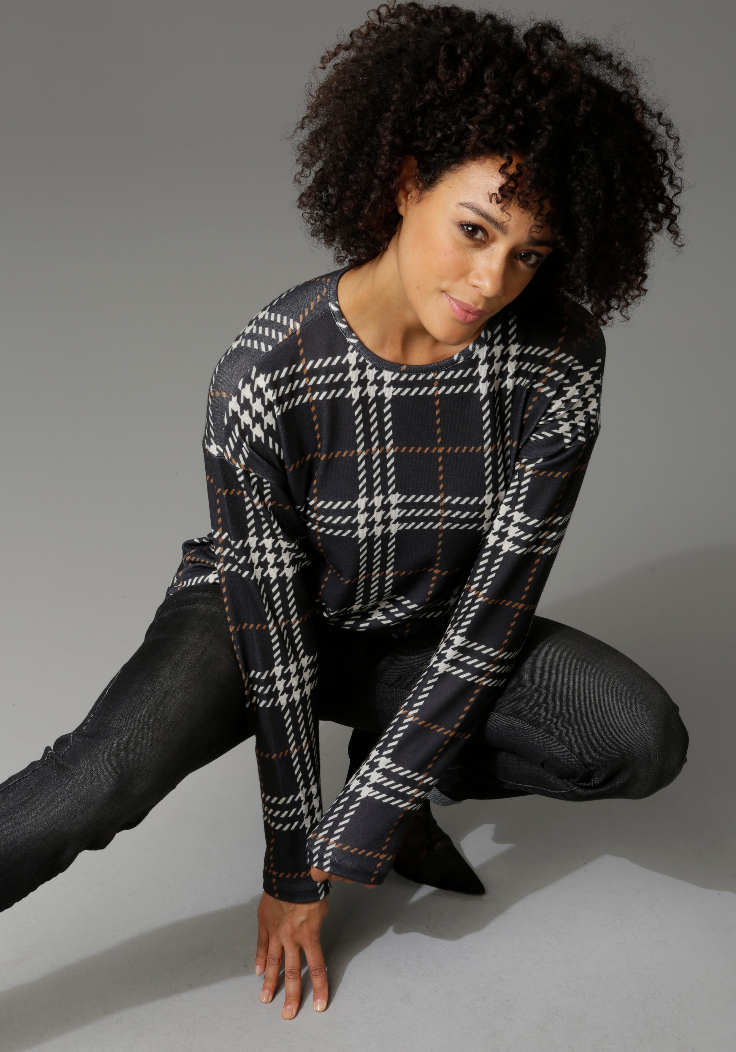 Aniston CASUAL Sweatshirt im Karo-Dessin