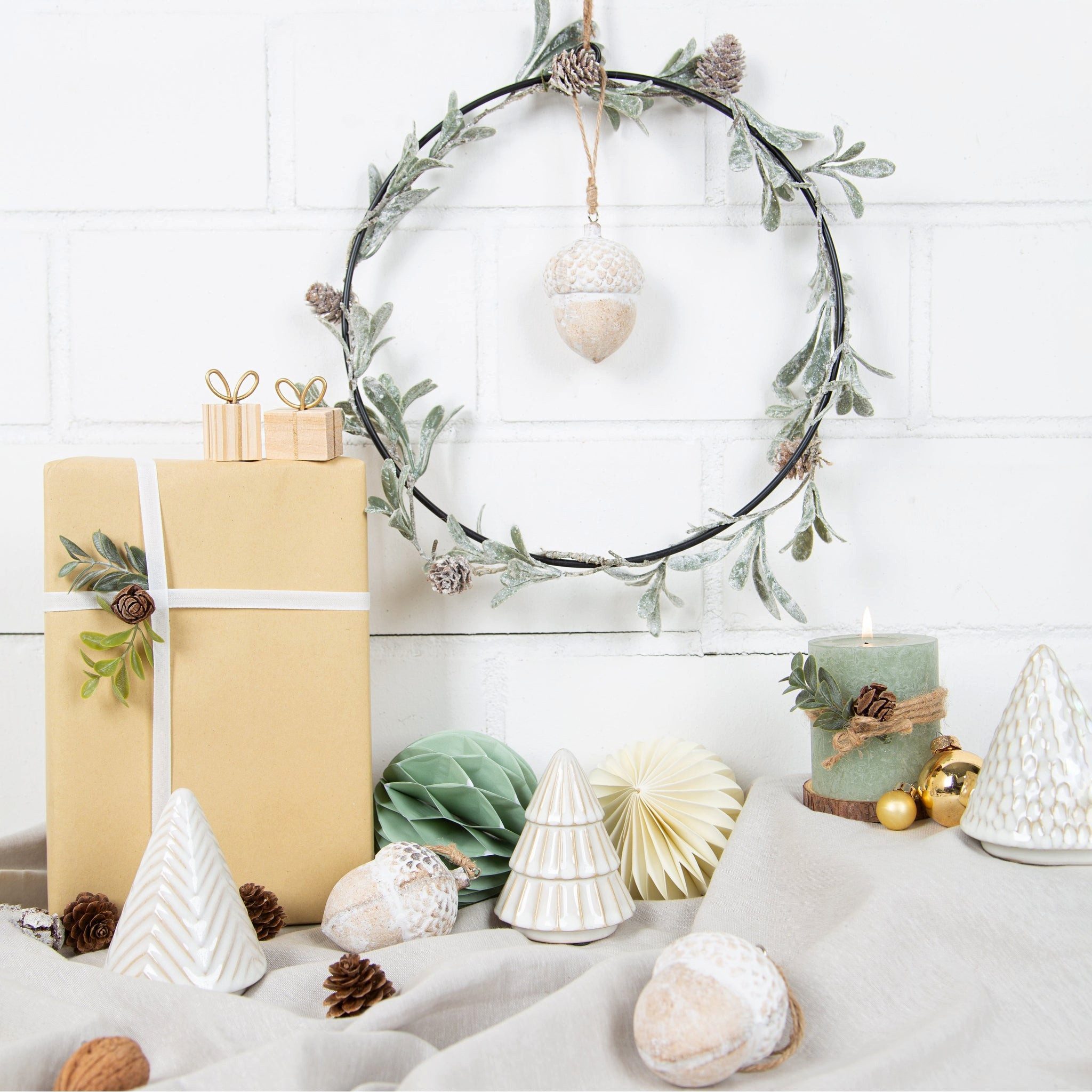 Logbuch-Verlag Dekofigur 3er-Set Eichelnüsse aus Holz günstig online kaufen