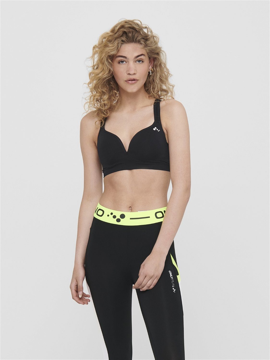 ONLY Play Sport-BH ONPMARTINE CIR SPORTS BRA mit eingearbeiteten Cups - seamless
