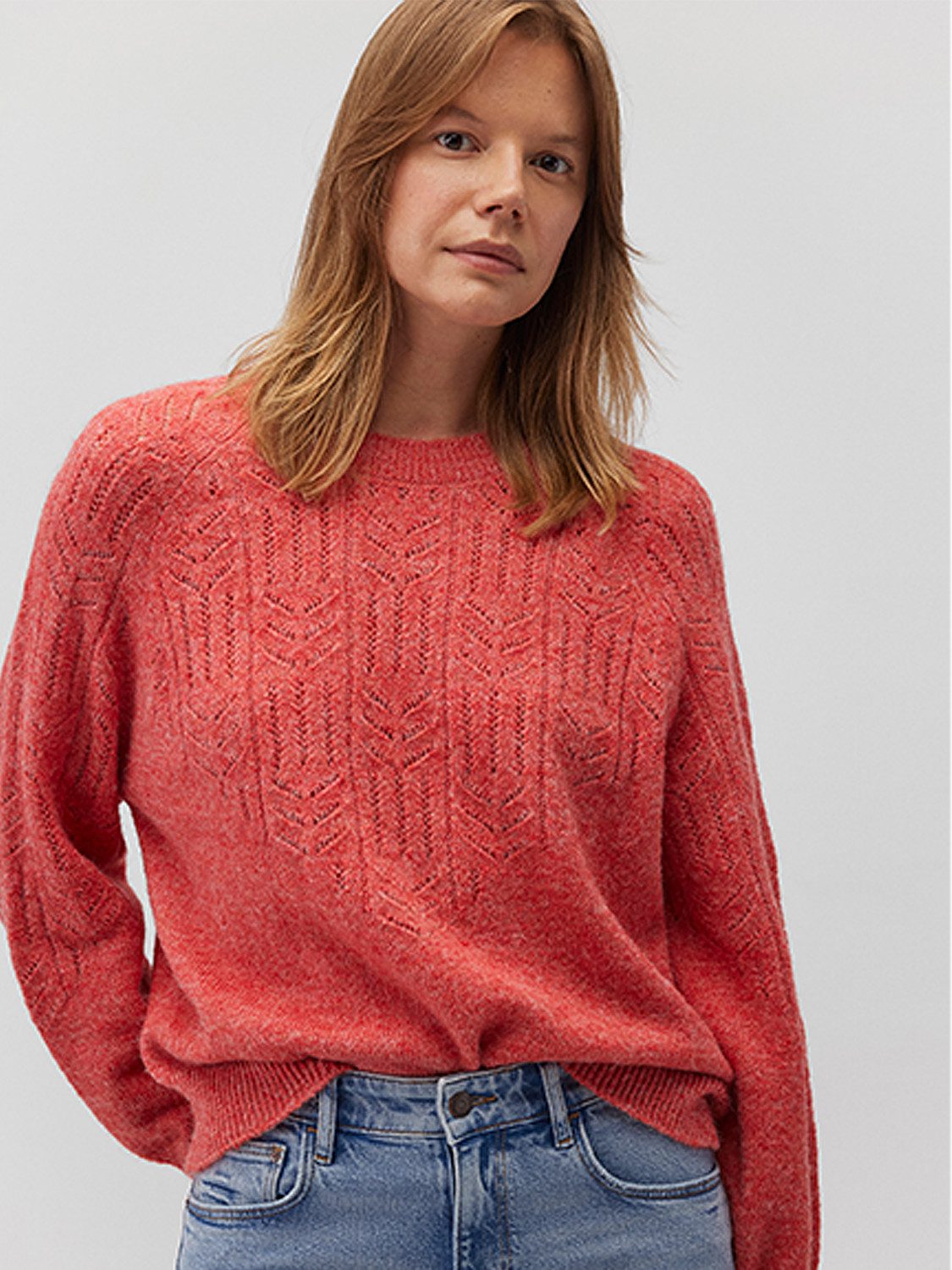 Mavi Вязаные свитера Вязаные свитера Regular Fit Rundhals Soft Strickmuster CREW NECK SWEATER; antique white