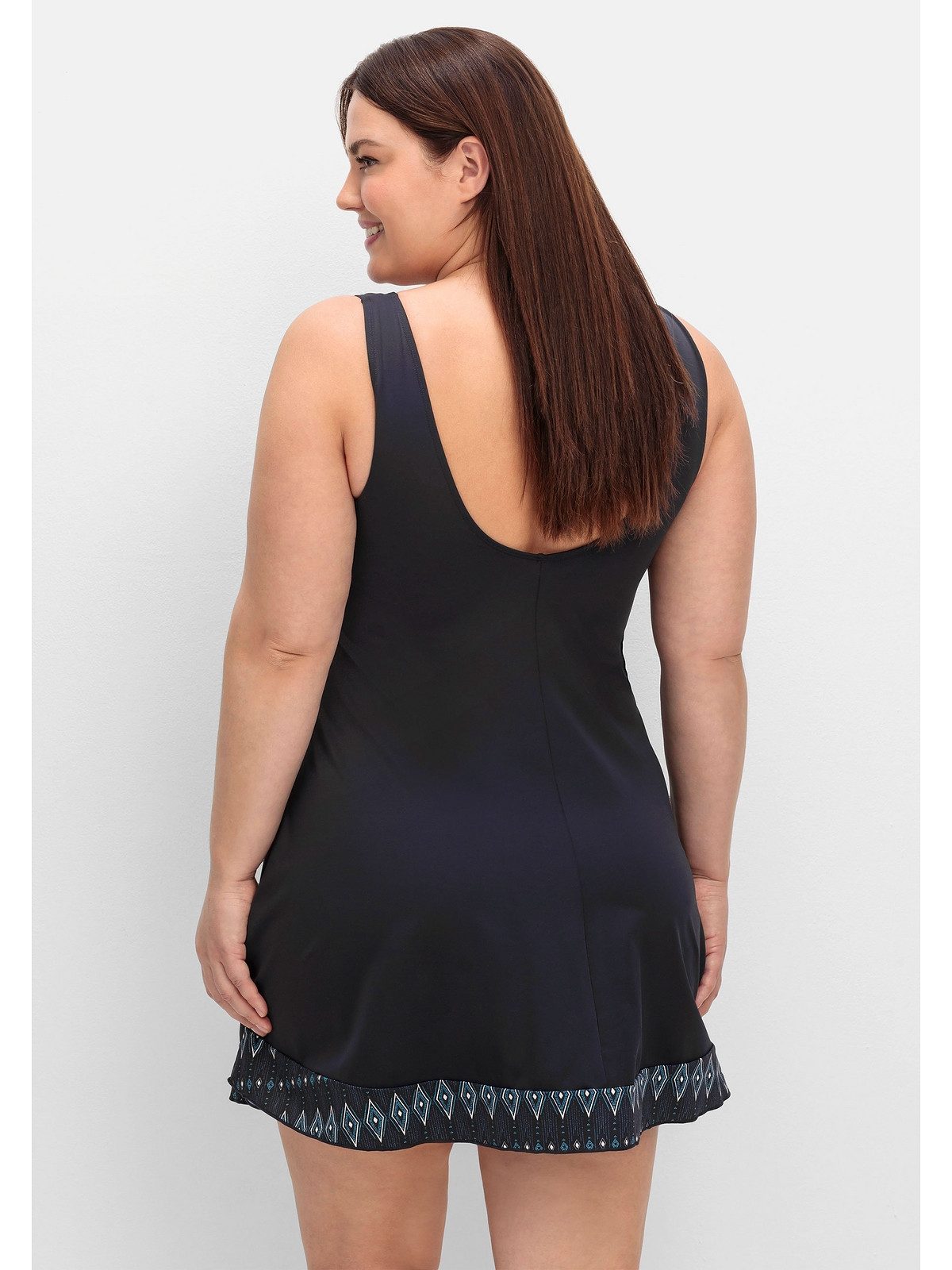 Sheego Badekleid Große Größen mit fixiertem Slip und wattierten Softcups