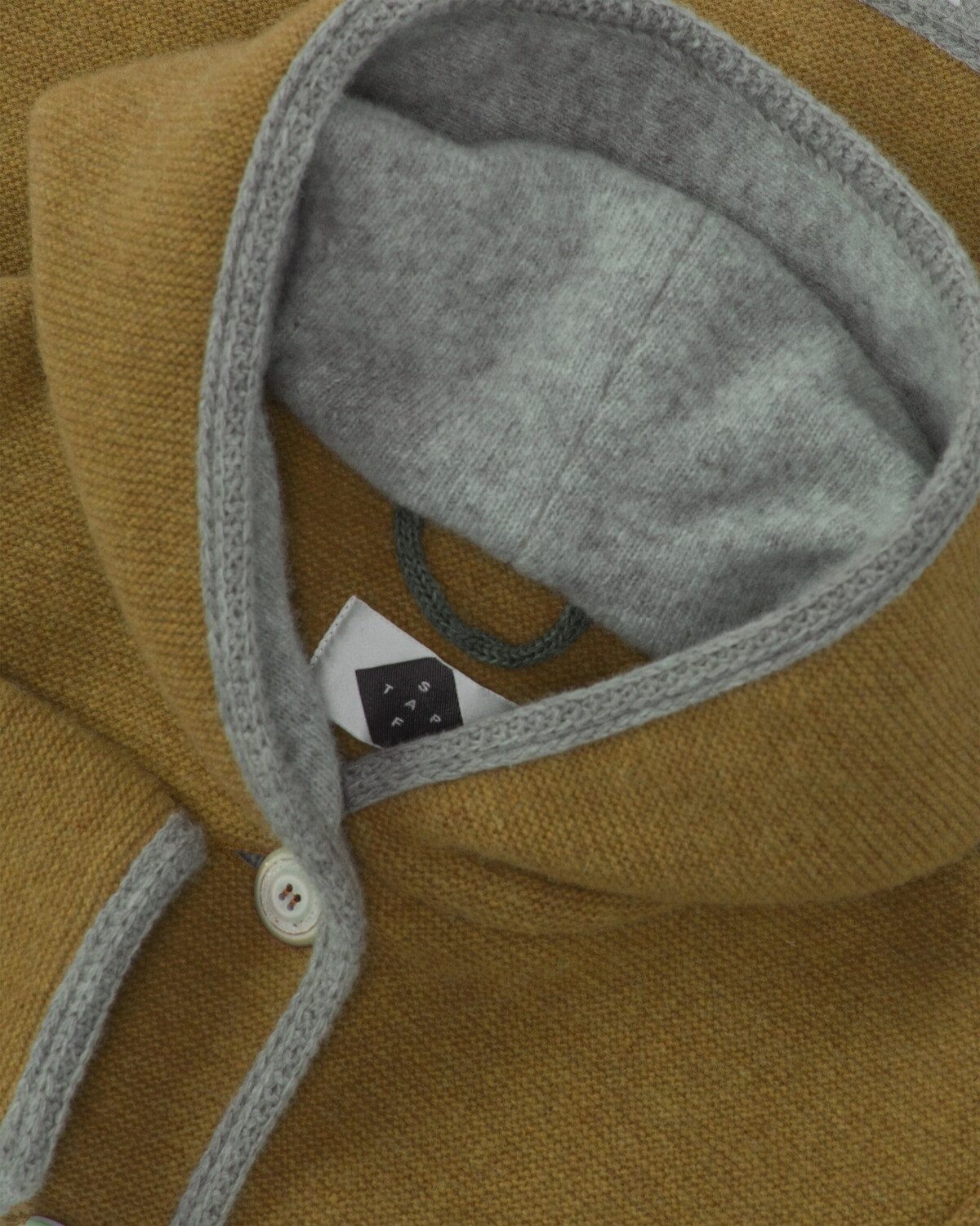 Stapf Trachtenjacke Kapuzen-Strickjacke Malwine