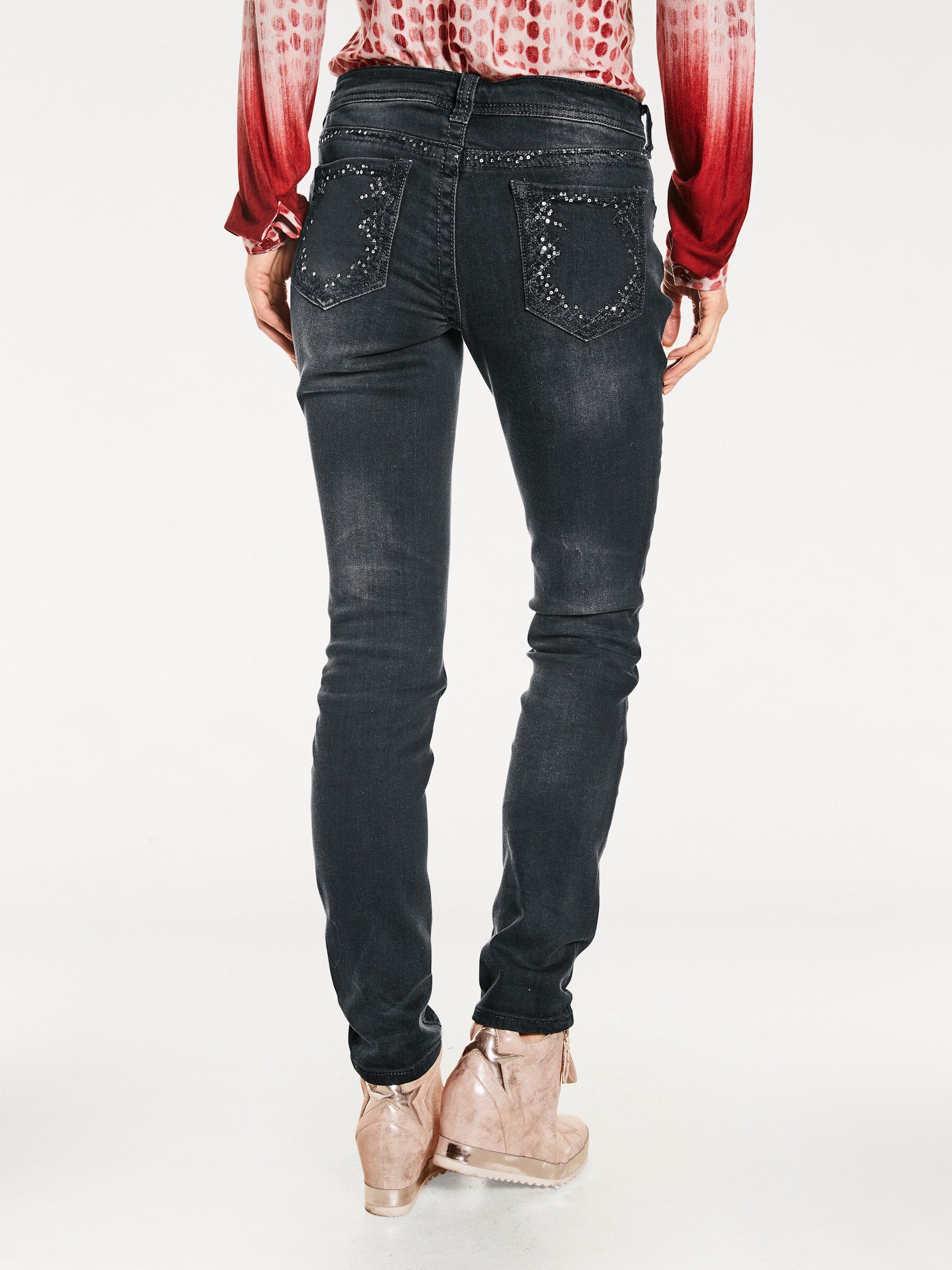 heine Bequeme Jeans Bauchweg-Jeans leicht vertieft – Bild 2 von 5
