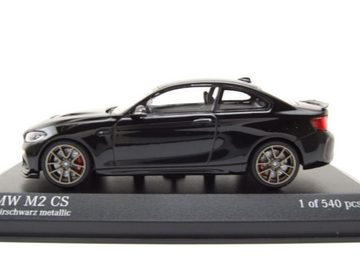 Minichamps Modellauto BMW M2 CS 2020 schwarz mit goldenen Felgen Modellauto 1:43 Minichamps, Maßstab 1:43