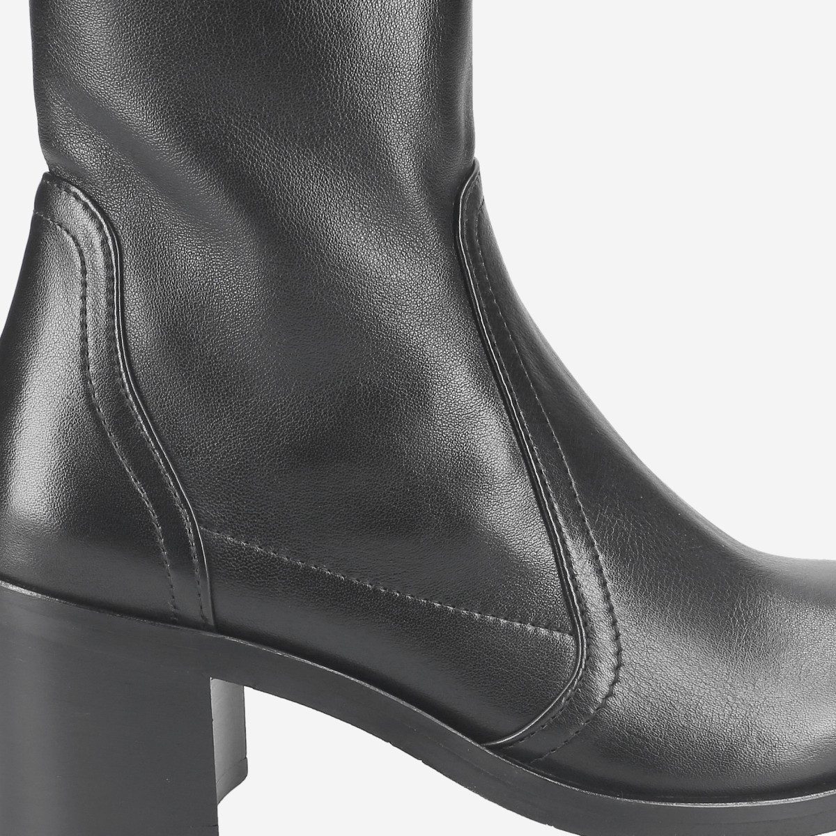 Donna Carolina Stiefelette