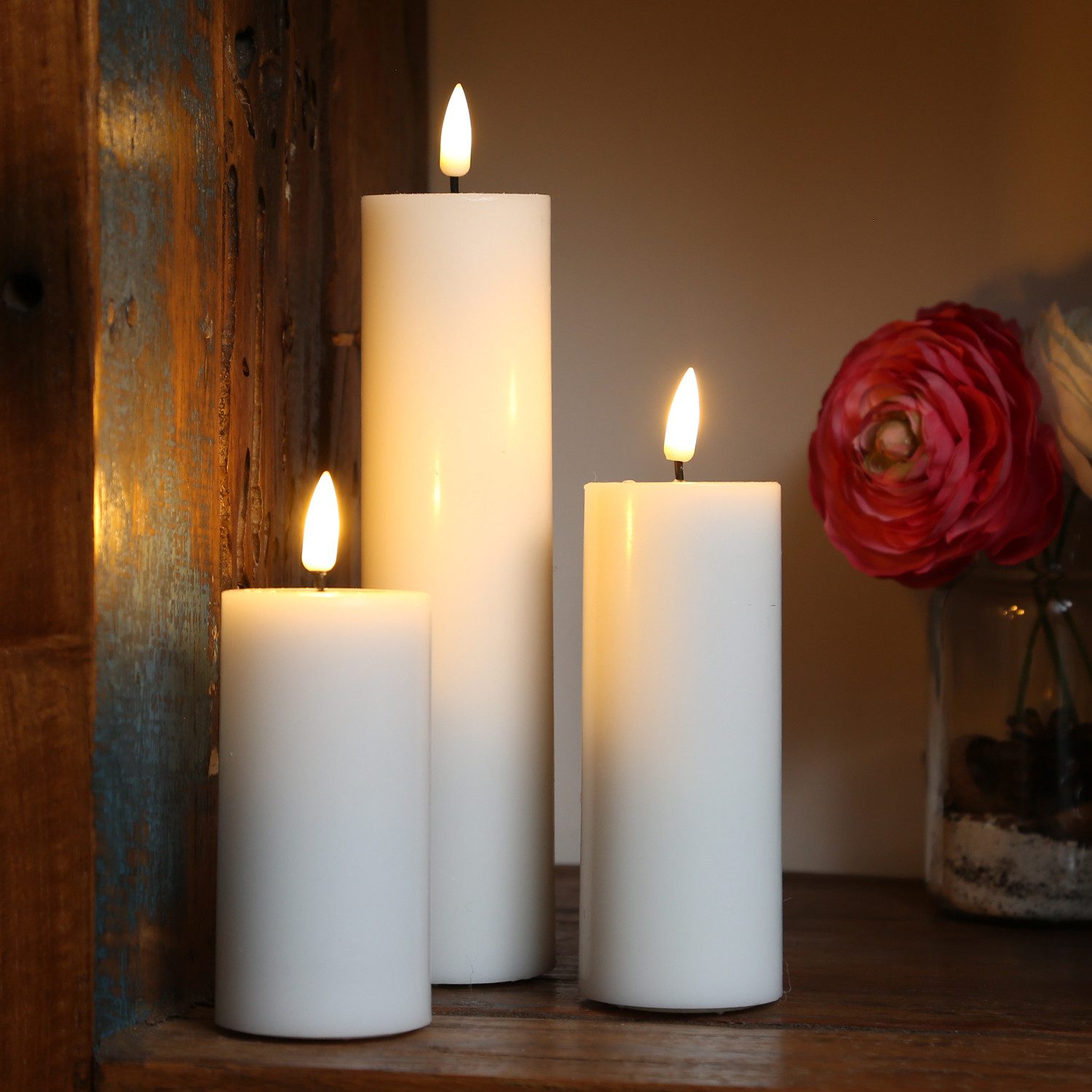 Deluxe Homeart LED-Kerze Mia Deluxe Echtwachs flackernd Wachsspiegel H: 12,5cm D: 5cm weiß