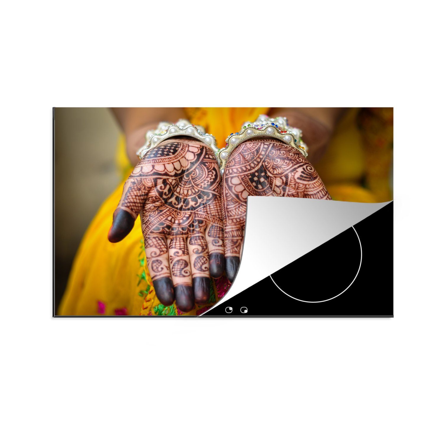 MuchoWow Herdblende-/Abdeckplatte Mit Henna tätowierte Hände einer indischen Braut, Vinyl, (1 tlg), 81x52 cm, Induktionskochfeld Schutz für die küche, Ceranfeldabdeckung