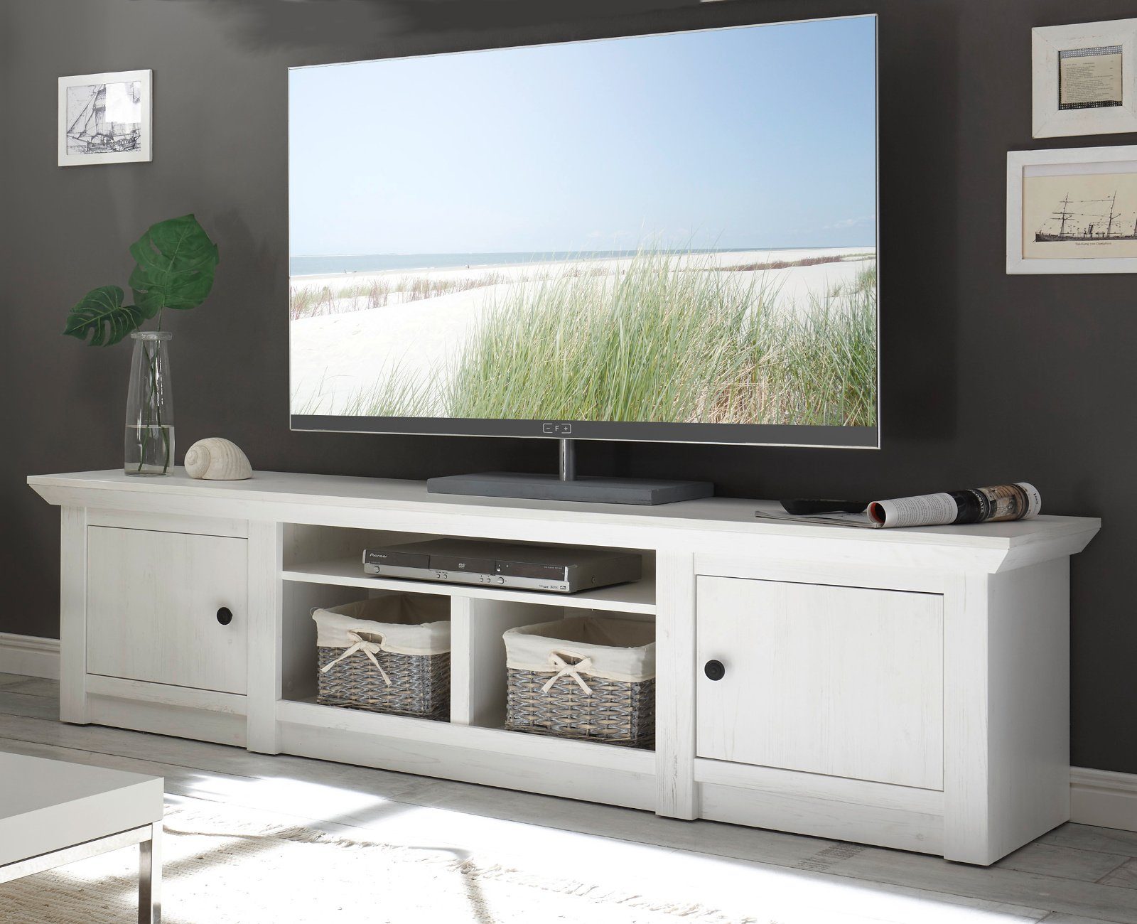 Furn.Design Lowboard Hooge (TV Unterschrank in Pinie weiß Landhaus, 2-türig günstig online kaufen