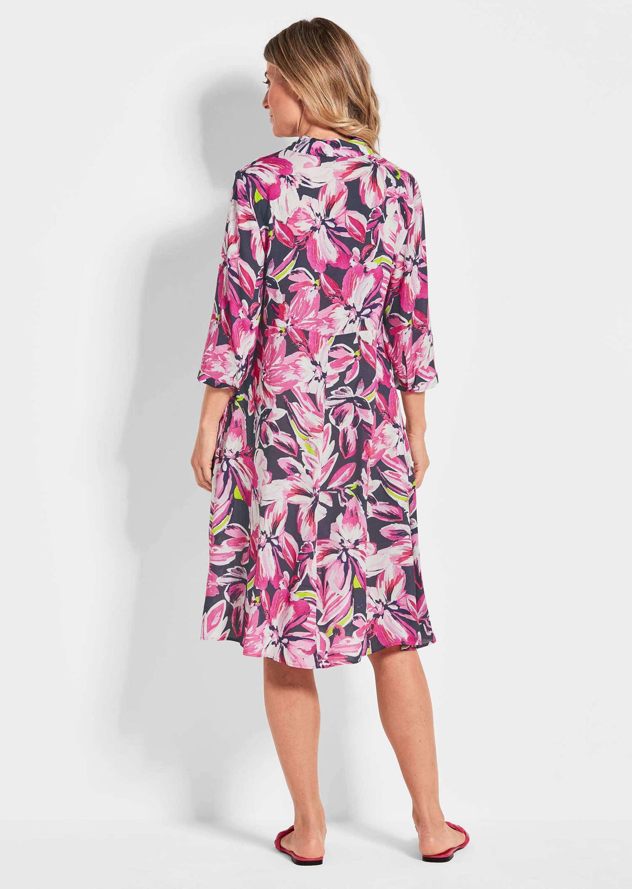 GOLDNER Blusenkleid Hemdblusenkleid mit Allover-Print Druckkleid mit Hemdkragen und Taschen, Halbarm