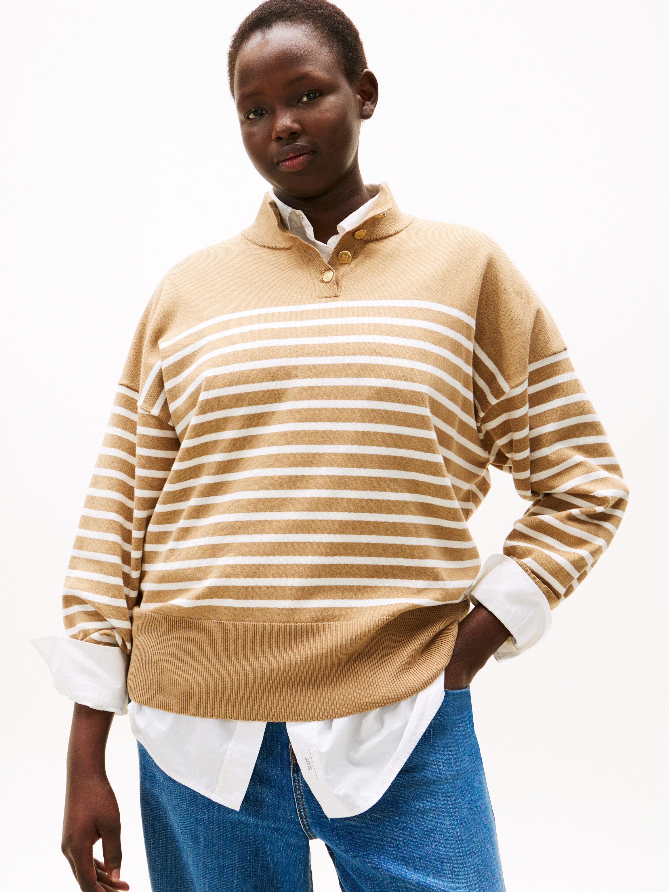 Tommy Hilfiger Curve Stehkragenpullover CRV CO JERSEY GOLD BTN MK-NK SWT in günstig online kaufen