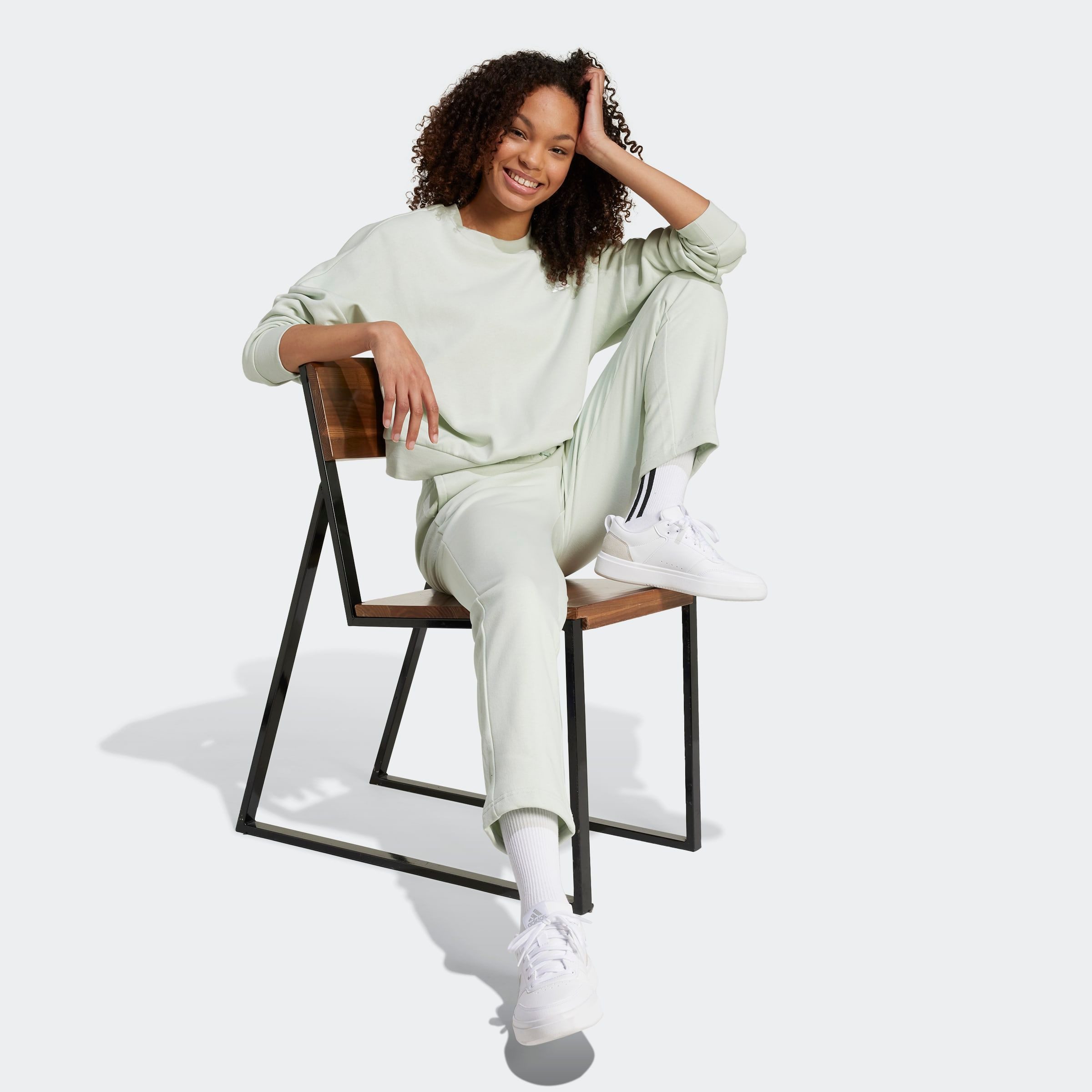 adidas Sportswear Sweatshirt ESSENTIALS SMALL LOGO FEEL COZY