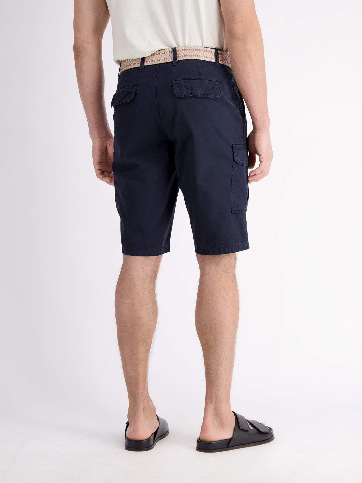 LERROS Bermudas Herren Cargo Bermudashorts mit Seitentaschen und Gürtel (Set) Bequem geschnittene Bermuda für den Sommer, Einfarbig, 100% Baumwolle