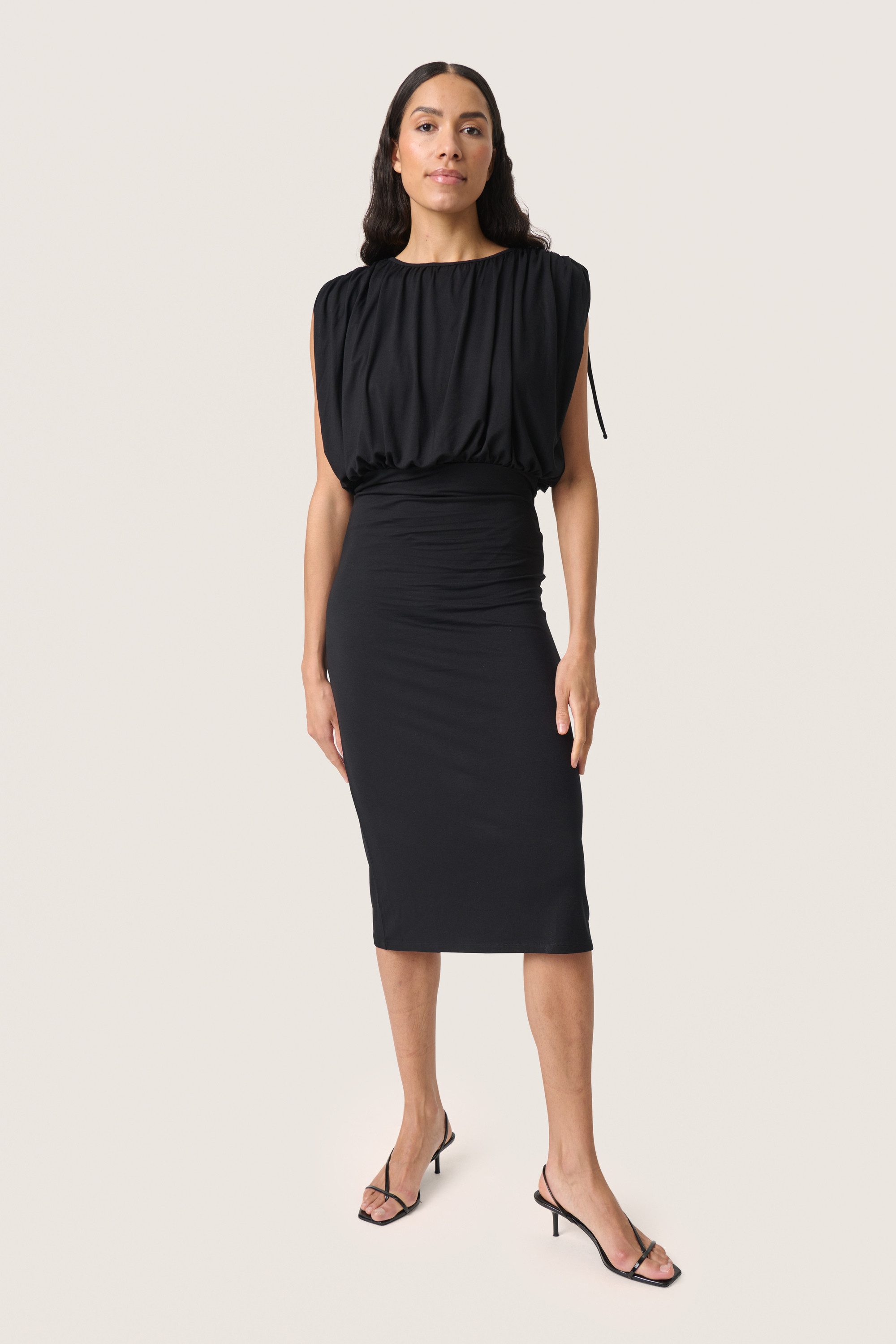 SOAKED IN LUXURY Jerseykleid Jerseykleid SLHanadi