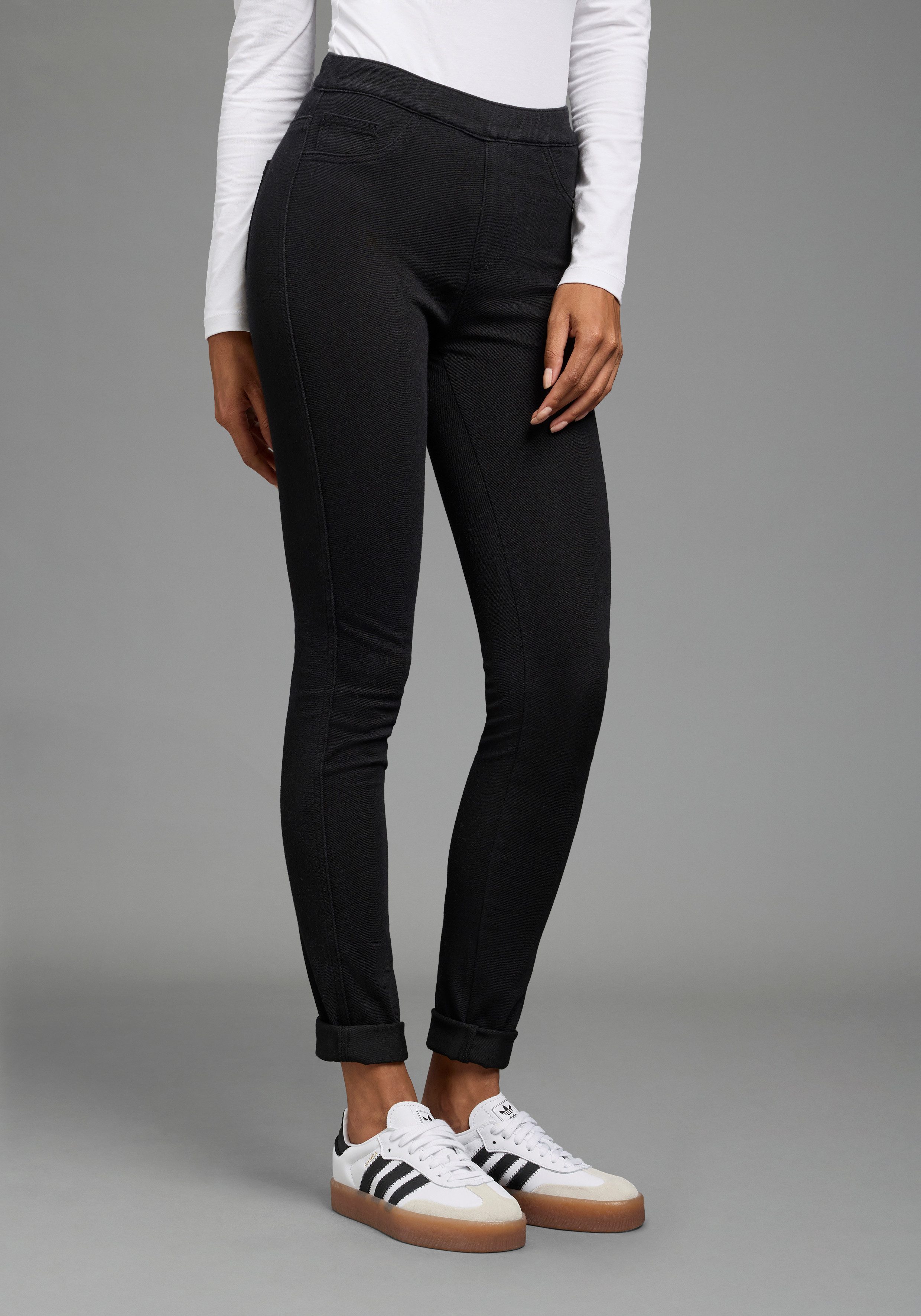 Arizona Jeansjeggings im 4 Way Stretch, Quer- und Längselastisch, Skinny Skinny Fit, extra enge Beinform, normale Leibhöhe, unifarbene Optik