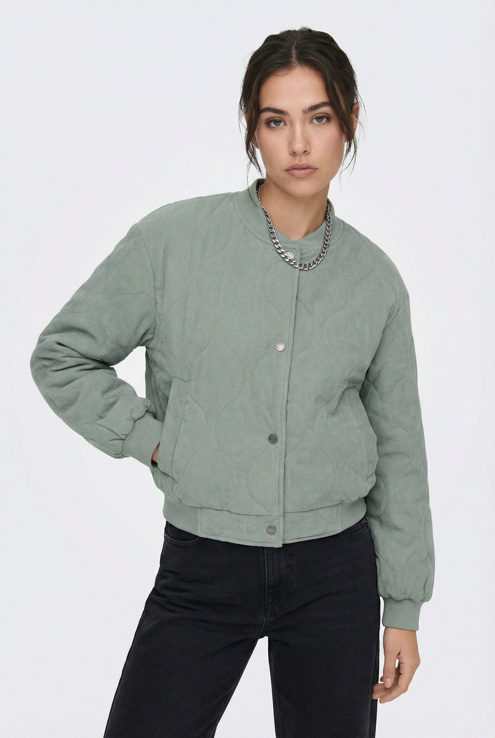 ONLY Cordjacke ONLSAP CORDUROY BOMBER CC OTW gesteppte Details günstig online kaufen