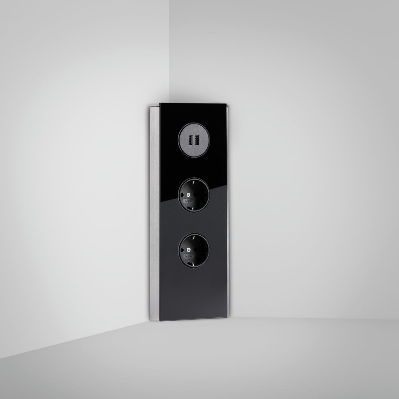 Thebo Mira Eck Glas USB A Edelstahl/Glas schwarz 7053124 Mehrfachsteckdose, USB A