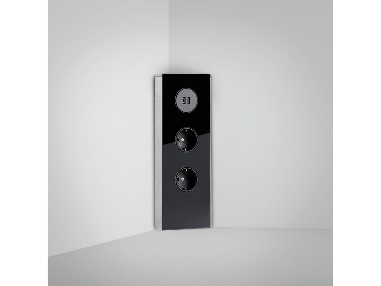 Naber Mira Eck Glas USB A Edelstahl/Glas schwarz 7053124 Mehrfachsteckdose, USB A