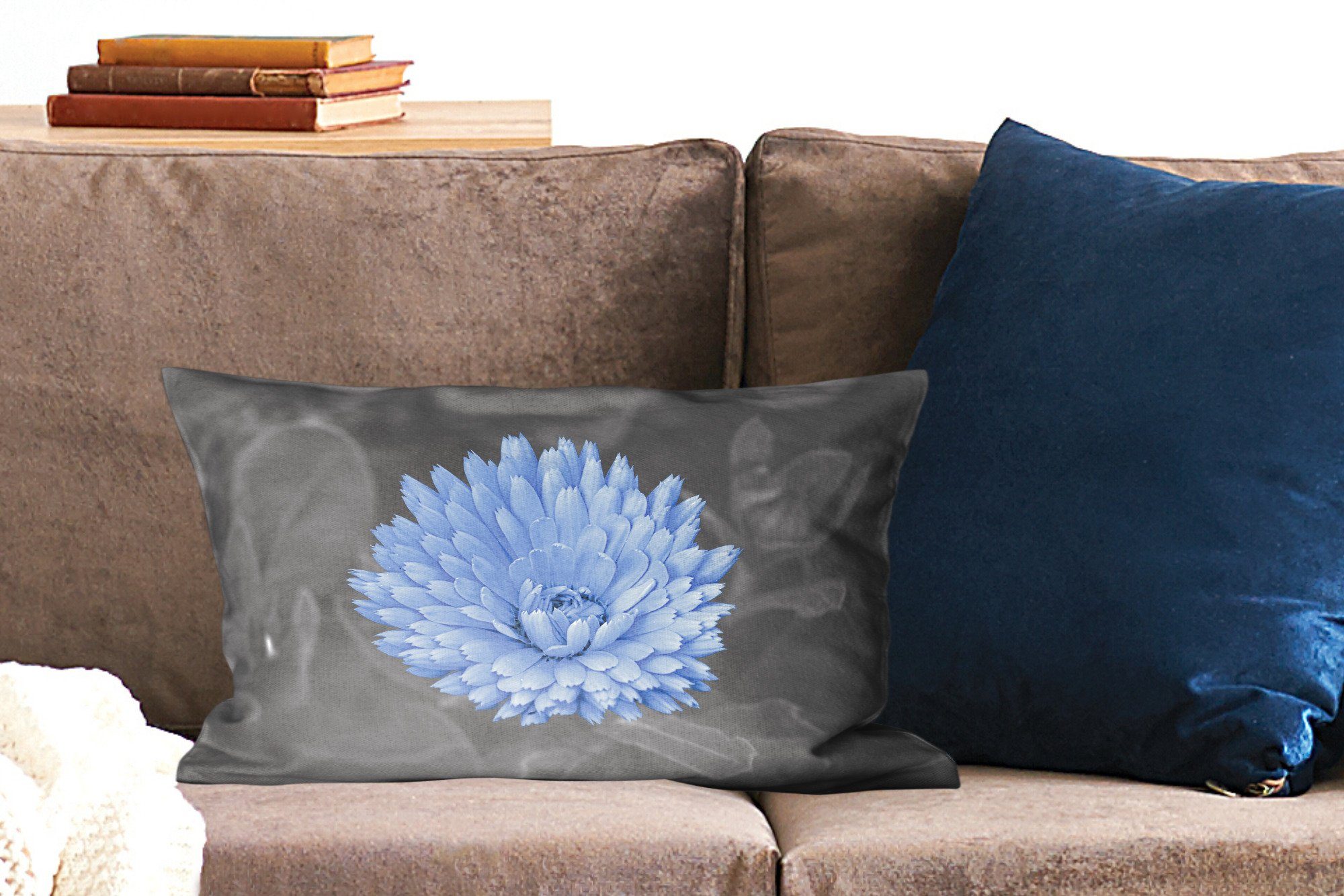 Wohzimmer MuchoWow Dekokissen Dekoration, Blumen - Blau, Füllung, Schlafzimmer Zierkissen, Schwarz Weiß Dekokissen mit - -