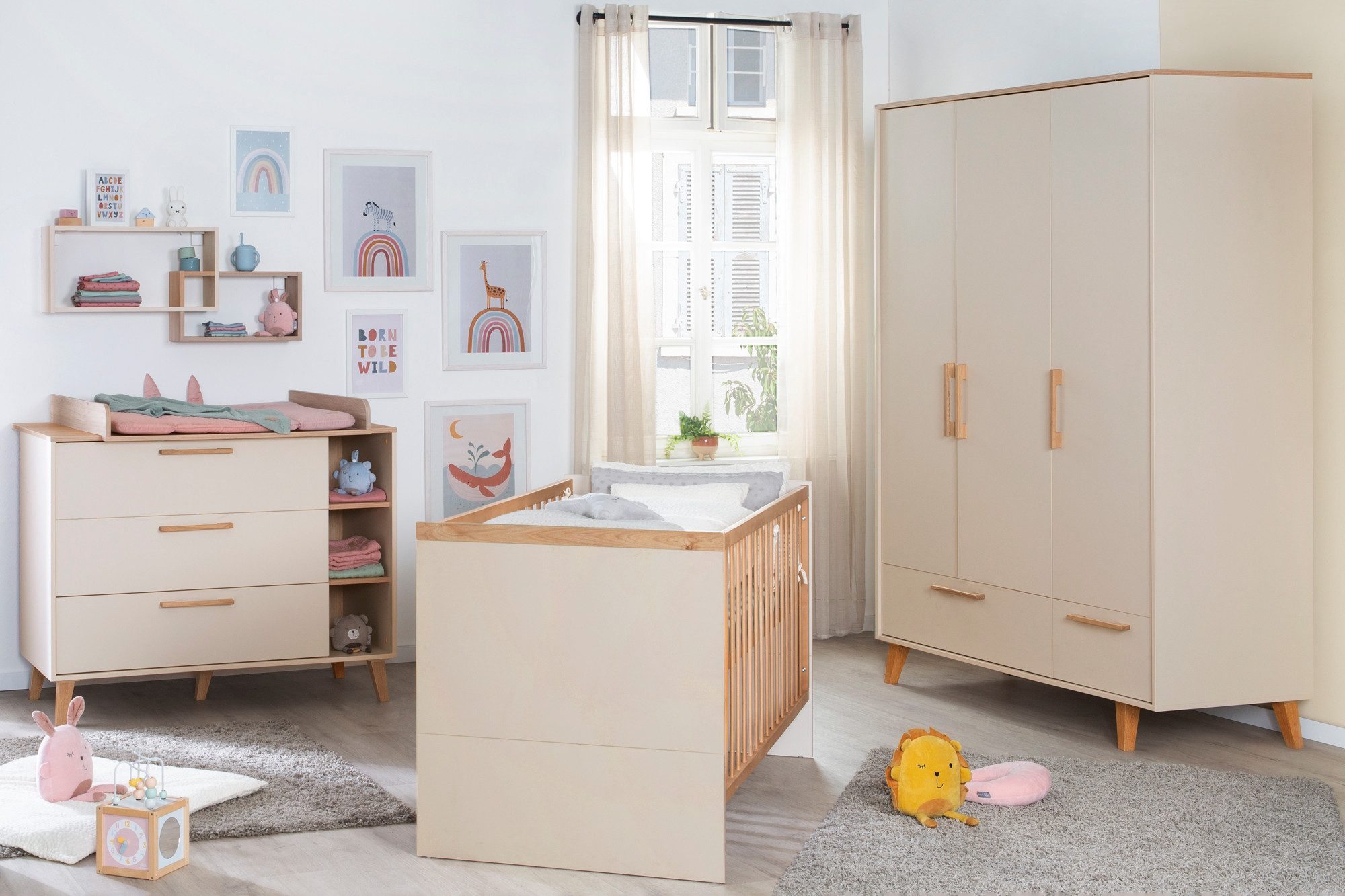 roba® Kinderkleiderschrank Jil - 3-türig mit günstig online kaufen