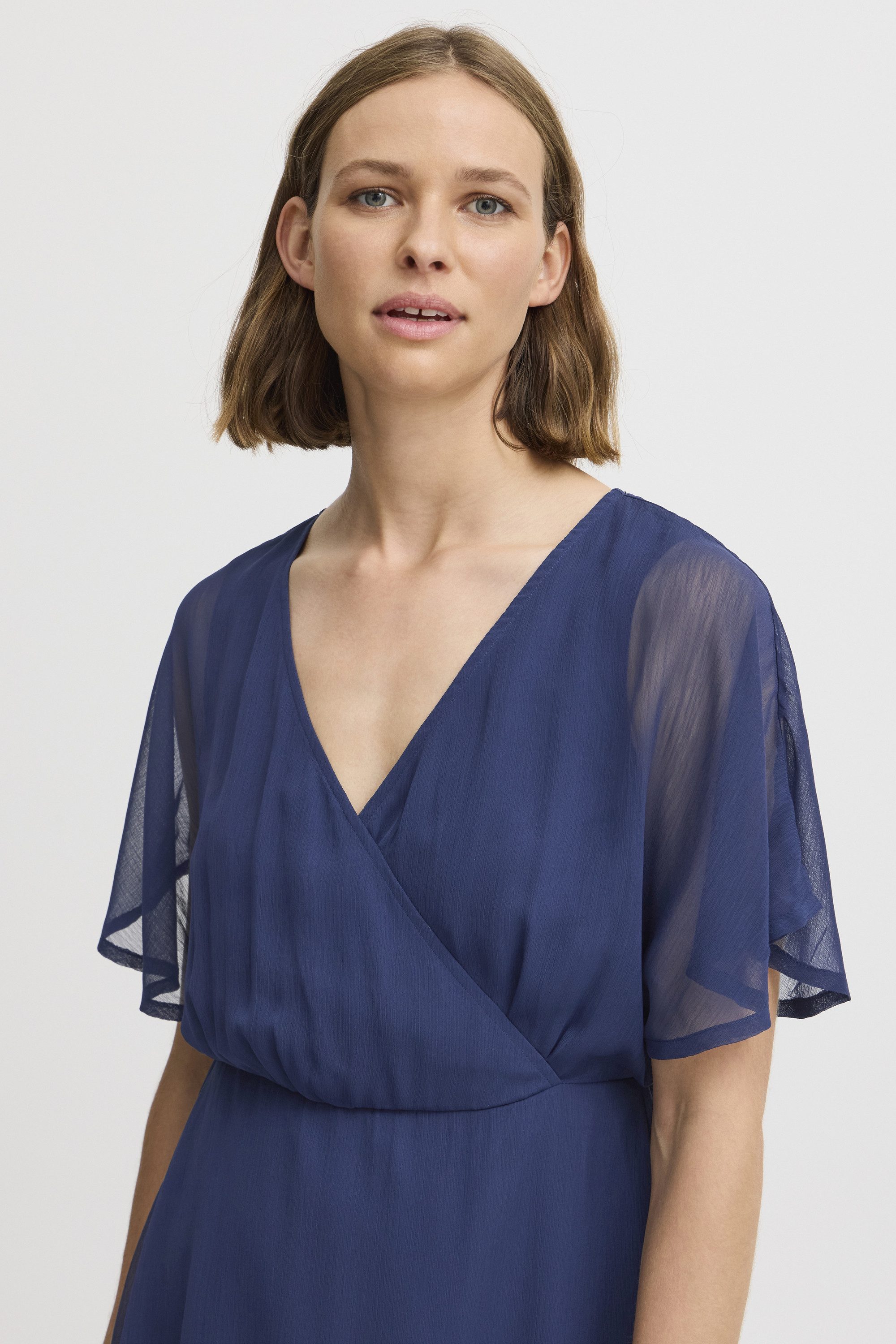 b.young Blusenkleid Kleid BYIPOLNA