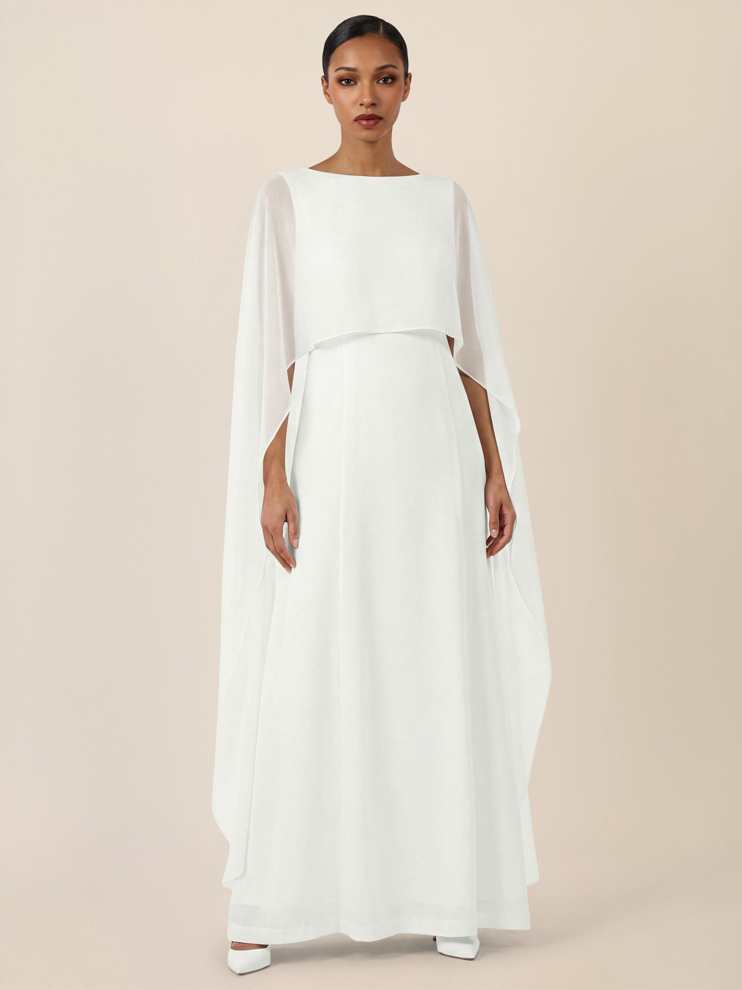 Apart Brautkleid mit fließender Eleganz günstig online kaufen