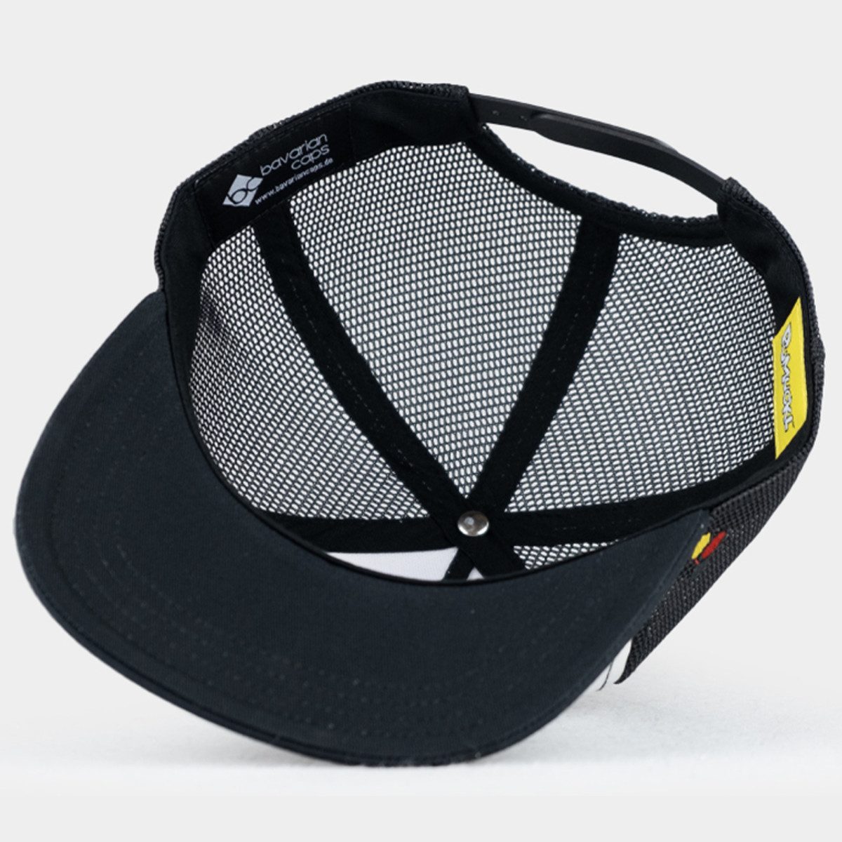 Bavarian Caps Snapback Cap Bavarian Caps Pumuckl Fußball Edition Snapback Cap (Meshcap)