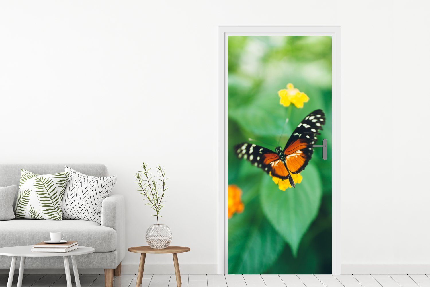 Fototapete auf Schmetterling für MuchoWow (1 cm 75x205 Tür, Türaufkleber, Matt, Blume, Türtapete bedruckt, St),