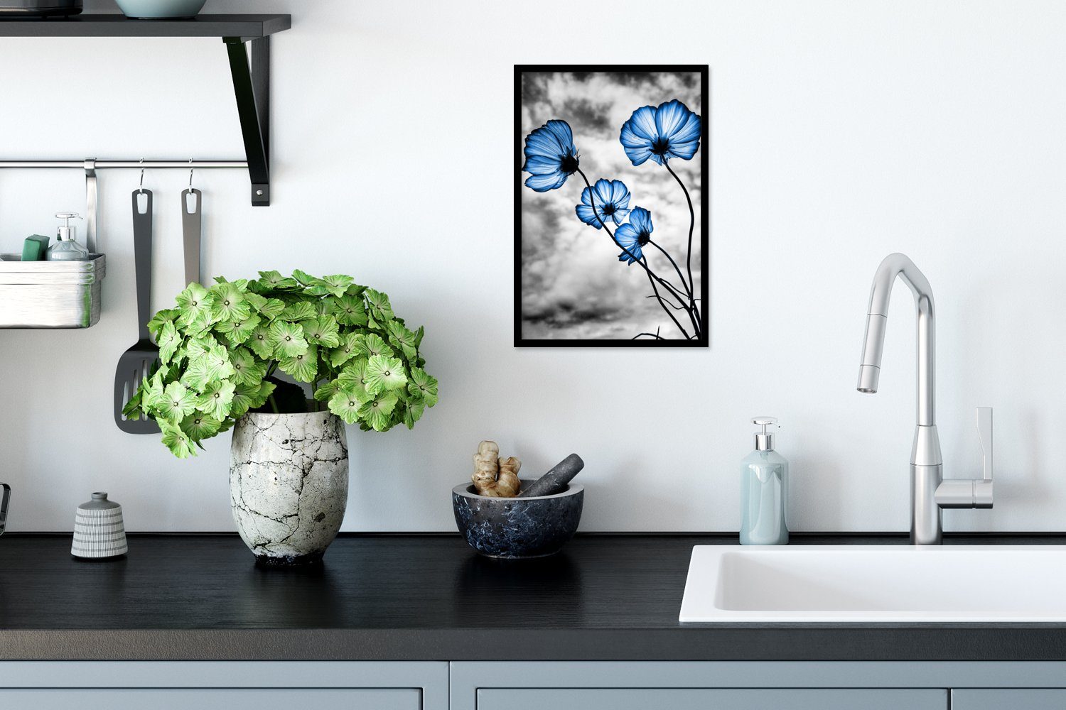 (1 Schwarz Bilderrahmen St), - Poster, Schwarzem - Wanddeko, Wandposter, - MuchoWow Blumen Poster Weiß, Bilder, Gerahmtes Blau