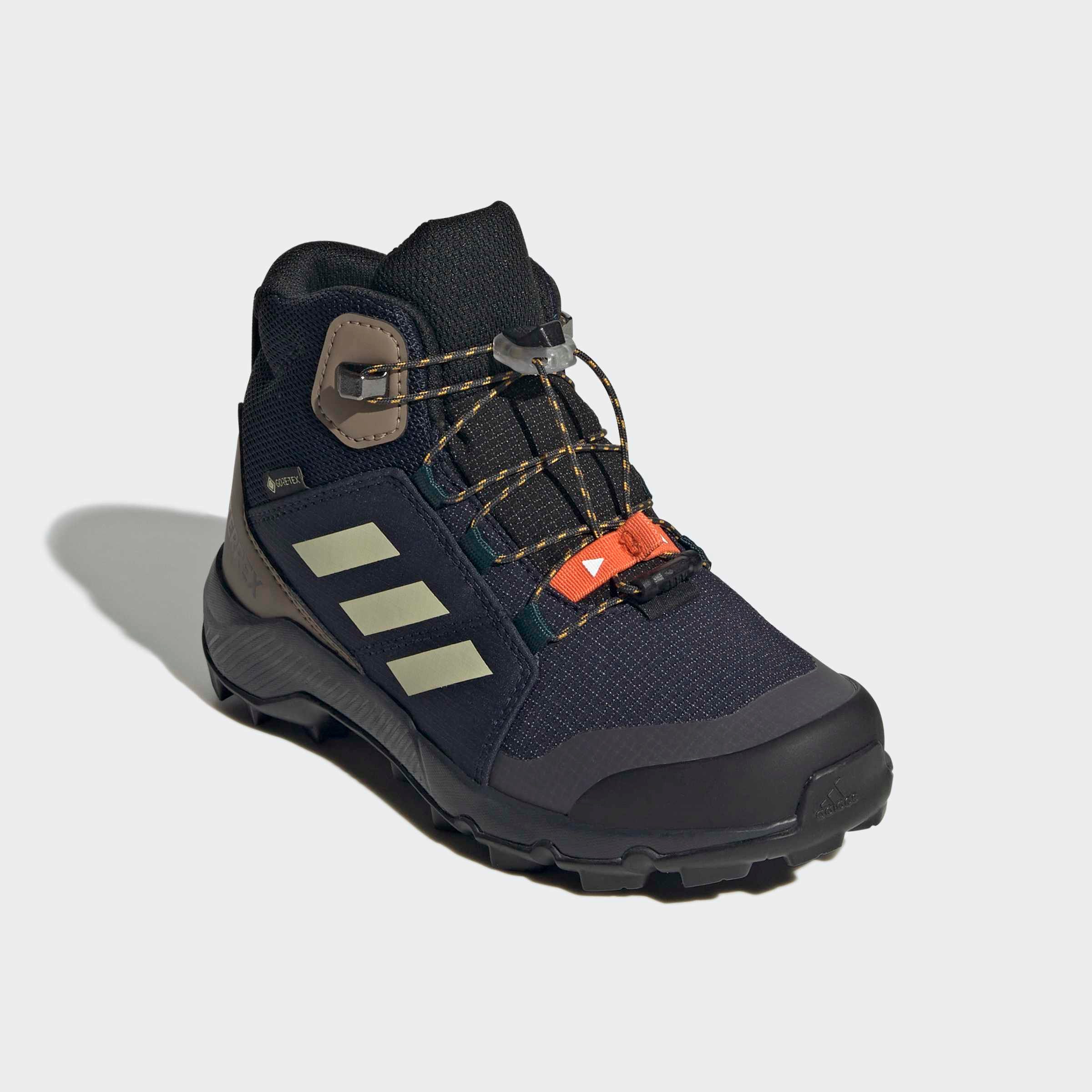 adidas TERREX MID GORE-TEX Wanderschuh wasserdicht dank Gore-Tex Membrane