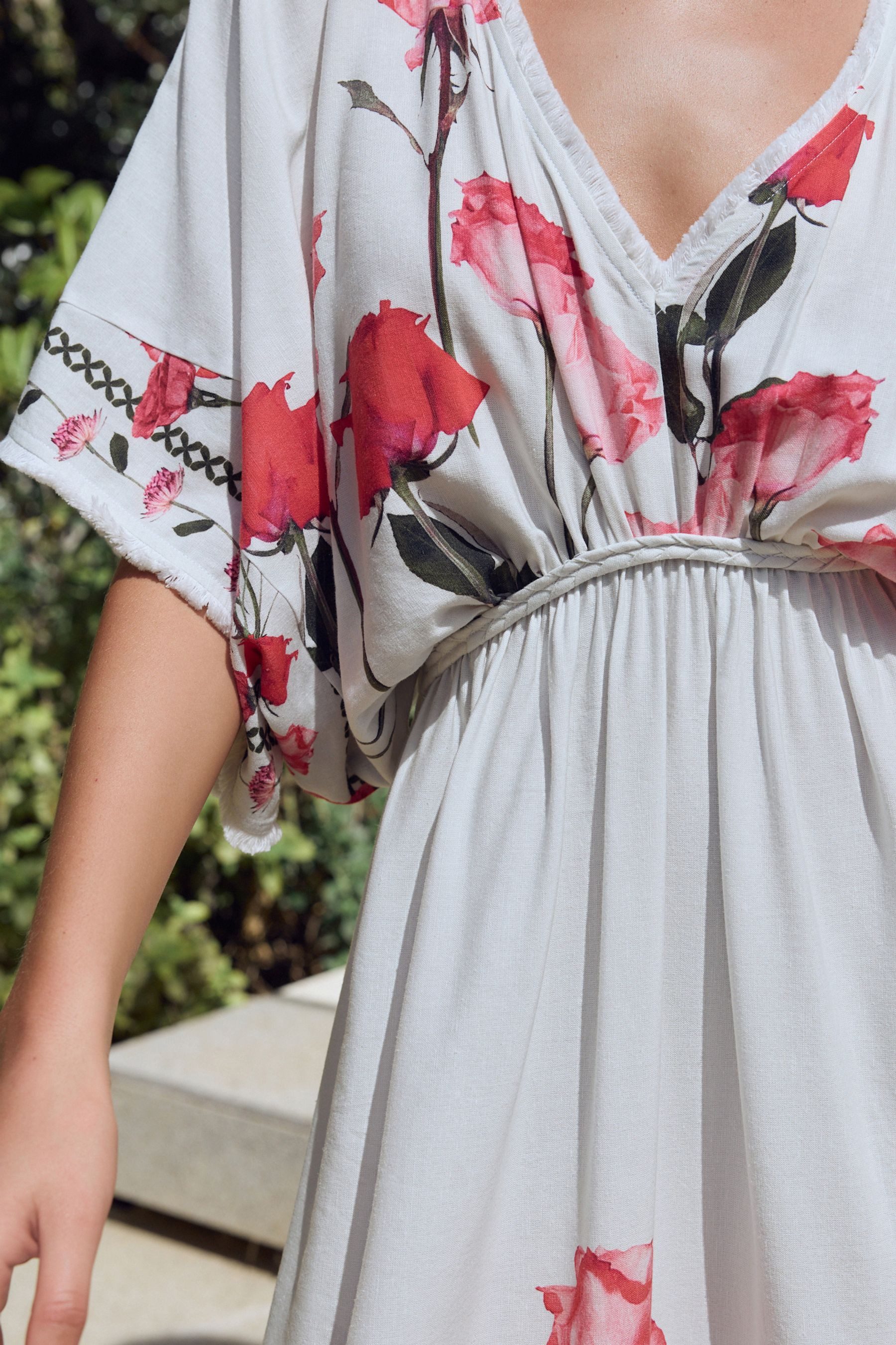 B by Ted Baker Strandkleid B by Ted Baker Touch of Linen Poncho Blumenmuster (1-tlg)
