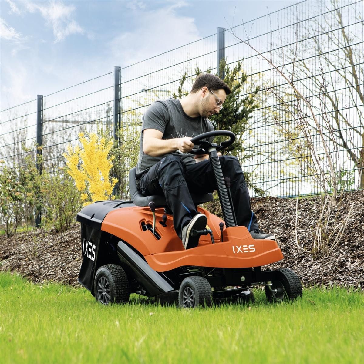 Scheppach Rasentraktor IXES Rasentraktor Benzin Aufsitzmäher Rasenmäher Auf günstig online kaufen
