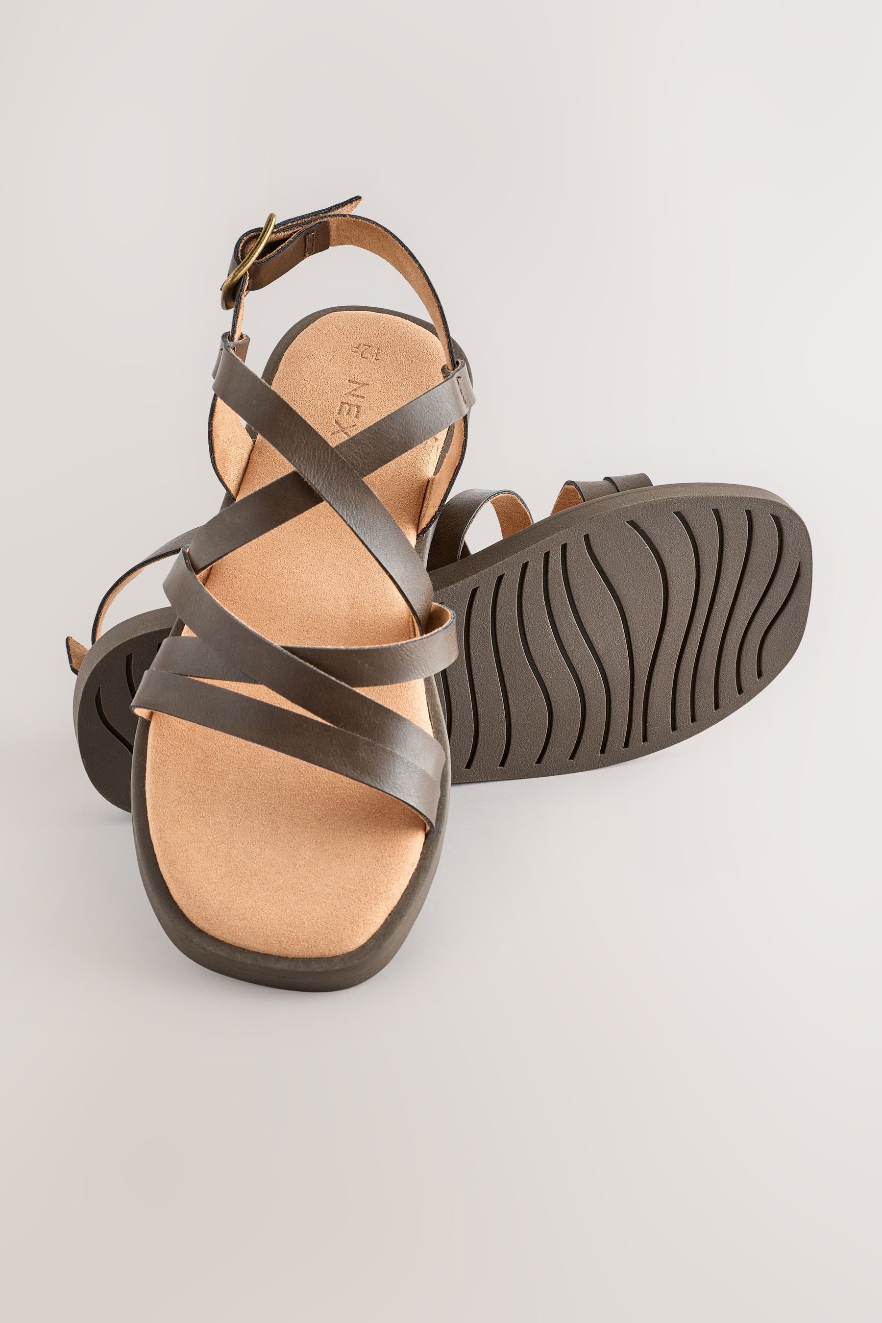 Next Riemchensandalen, weite Passform Riemchensandale (1-tlg)