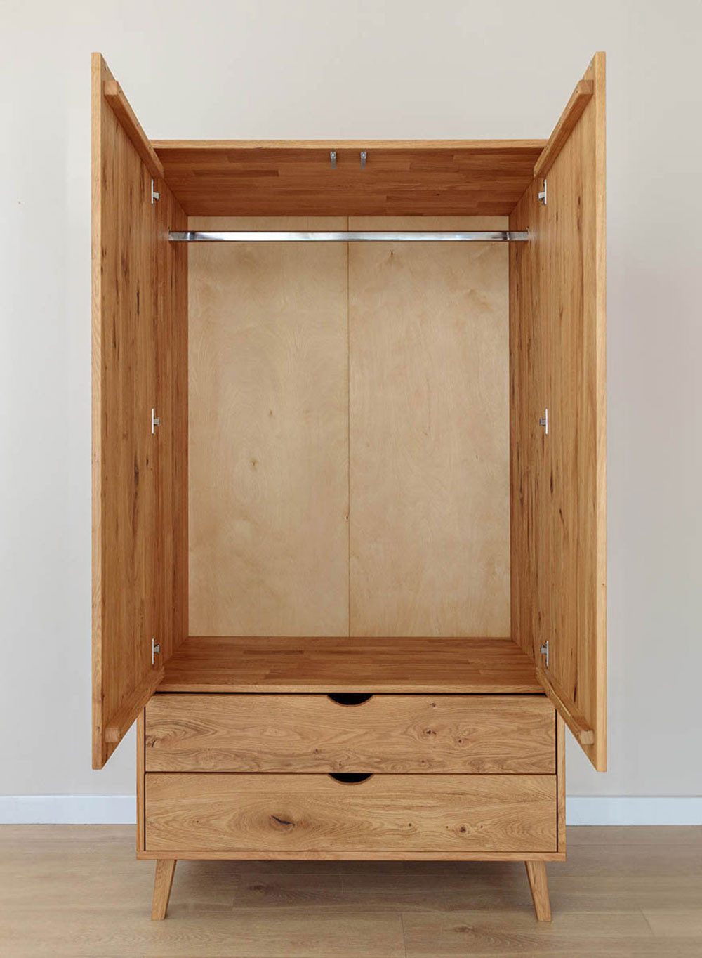 Feldmann-Wohnen Kleiderschrank Simona (mit Türen, mit Schubladen, mit Kleiderstange, 1-St., Massivholz, geölte Oberfläche) 90x60x180cm Massivholz geölt Eiche Natur