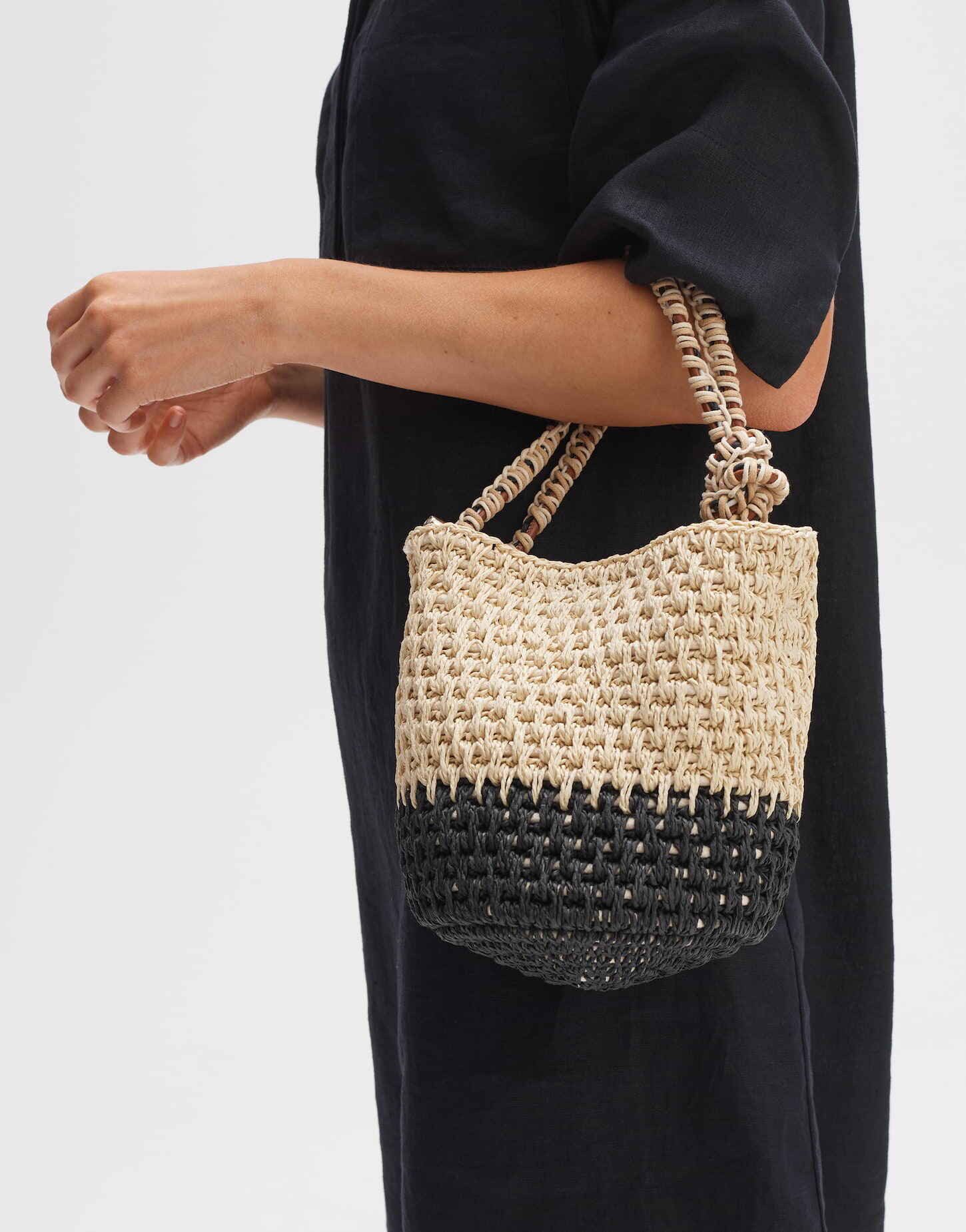 OPUS Handtasche Ameni bag