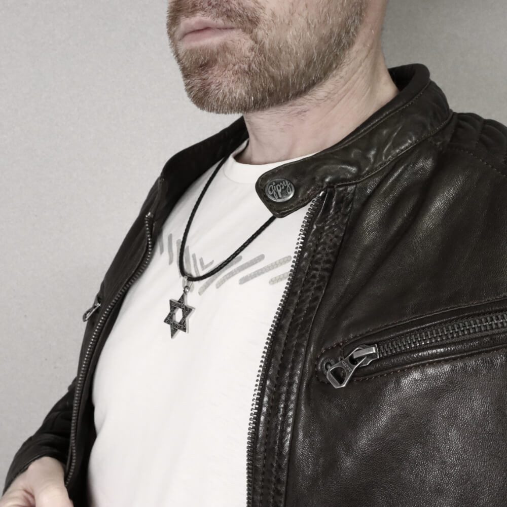 DALMARO Kette mit Anhänger Lederkette Edelstahlkette 316L DAVIDSTERN, Herren Halskette Biker / Wikinger Kette - Schmuckbox