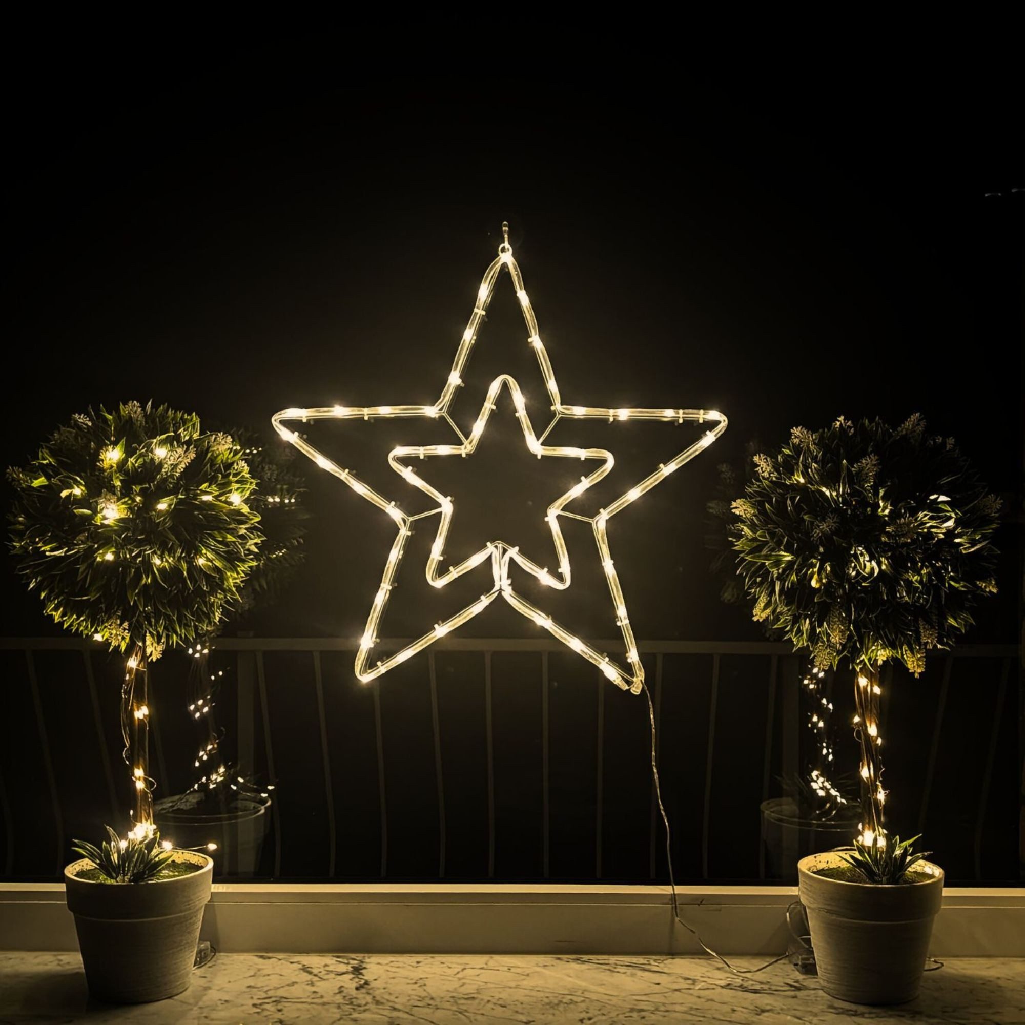 Kamelio LED Fensterbild LED Fensterdeko Weihnachten mit Timer und Batterie Fensterbild, LED, warmweiß