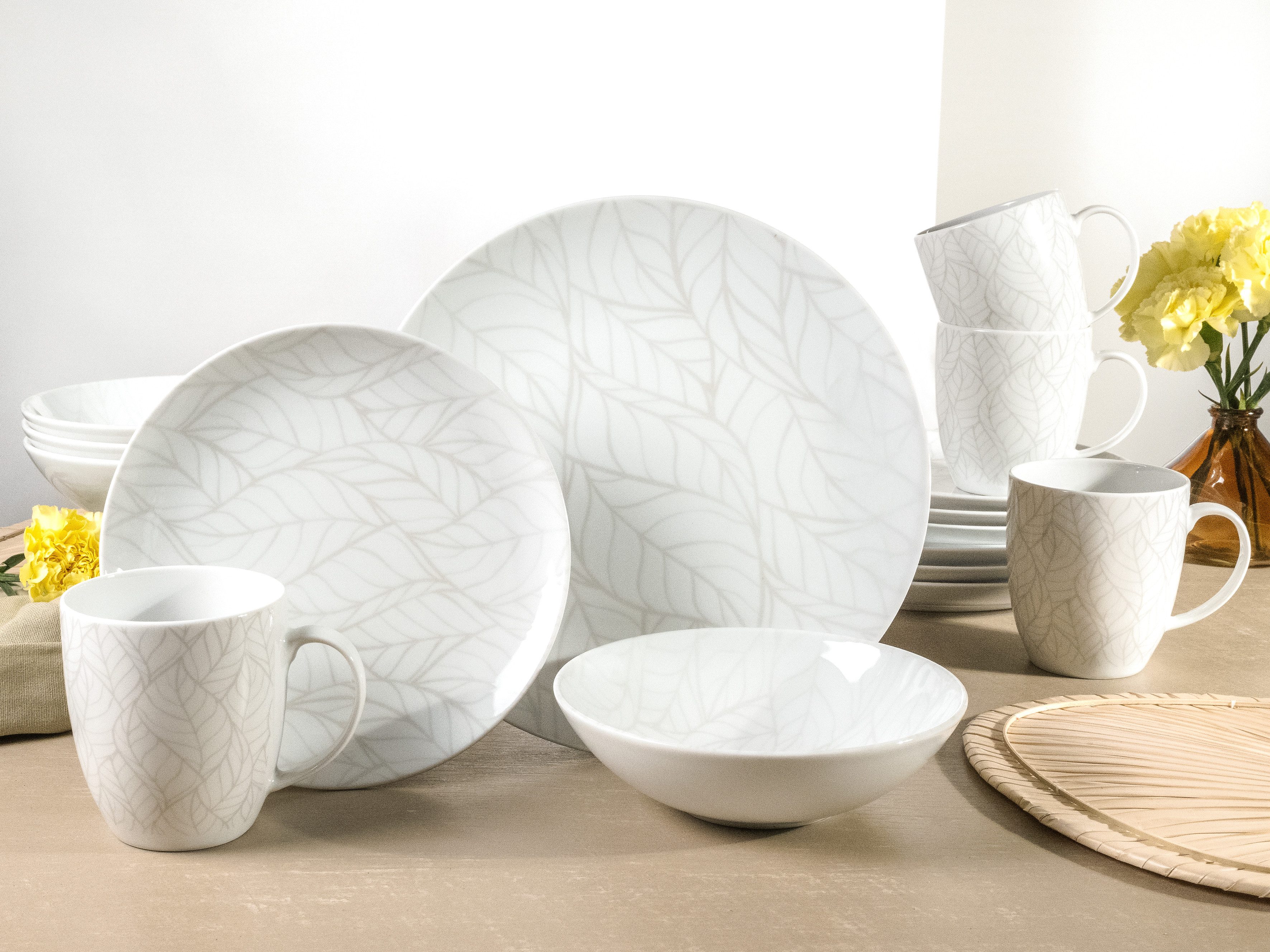 CreaTable Kombiservice Geschirr-Set Home - Blätter (16-tlg), 4 Personen, Porzellan, Service, weiß, Used-und Vintage-Look, zeitlos, 16 Teile für 4 Personen