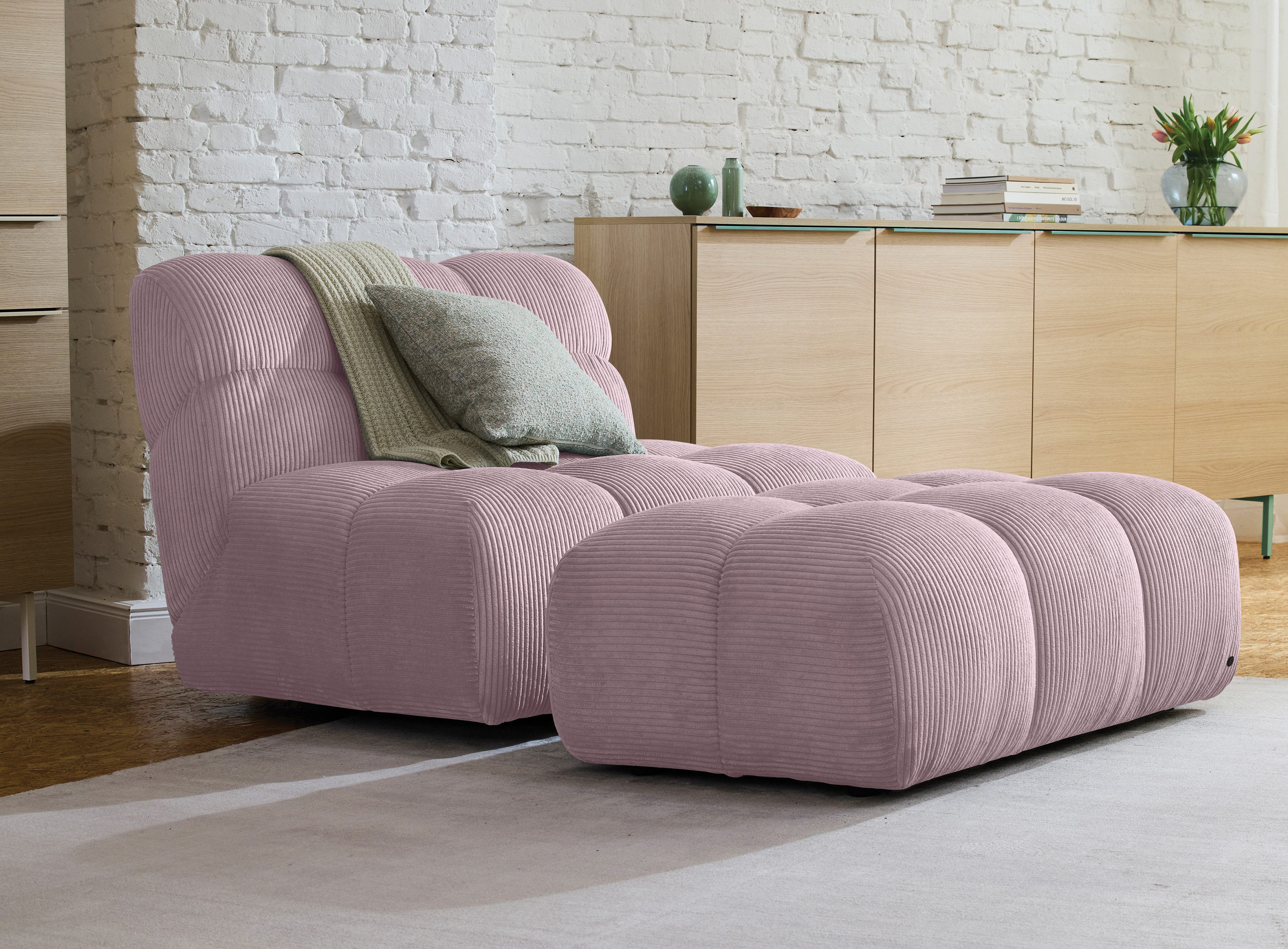 TOM TAILOR HOME Drehsessel SOFT CUBE 105 x 90 cm – angenehm weicher Sitzkomfort, stylische Retrovibes durch auffällige Steppung – 360° drehbar