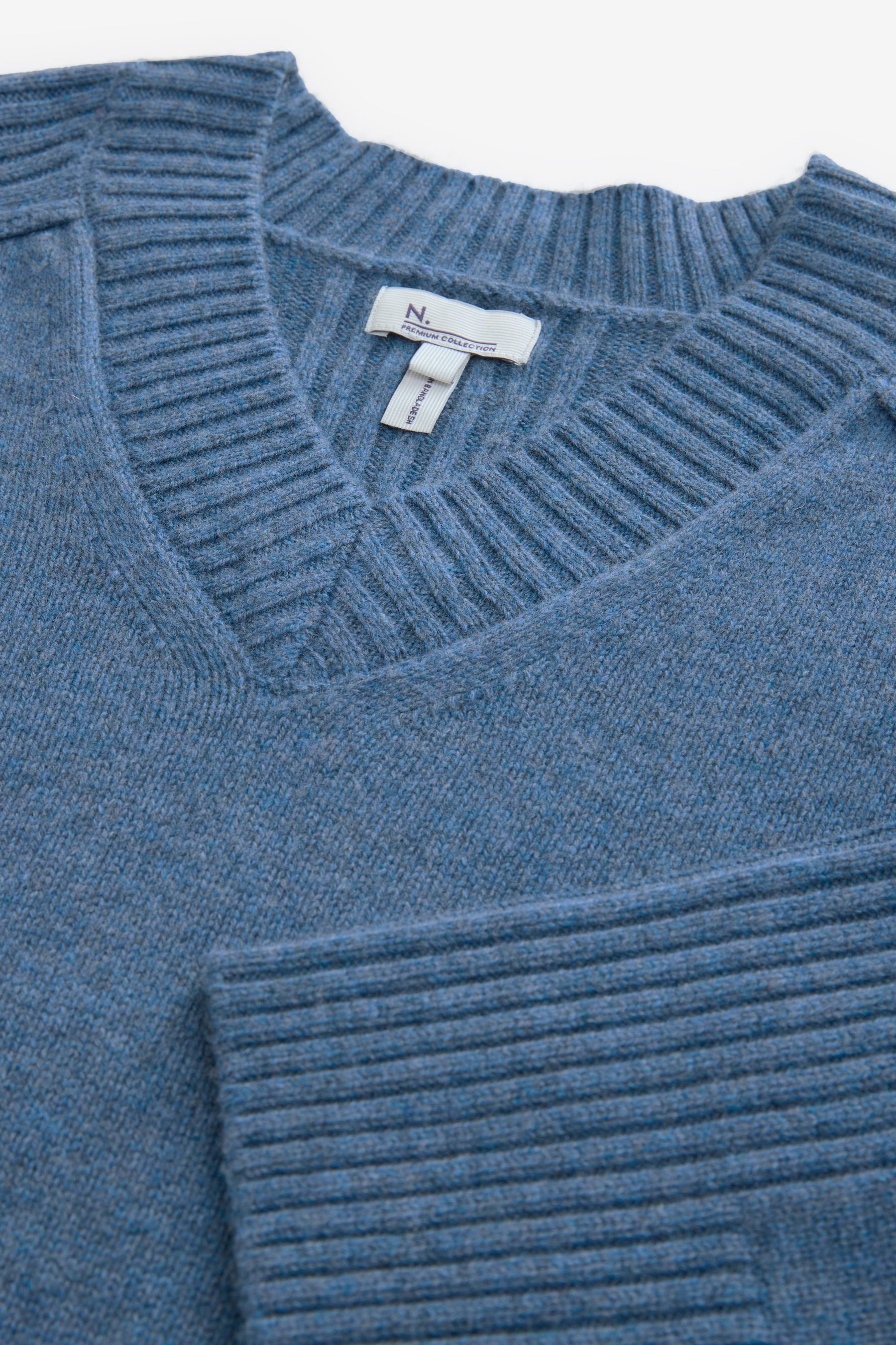 Next V-Ausschnitt-Pullover Premium-Pullover mit V-Ausschnitt (1-tlg) günstig online kaufen